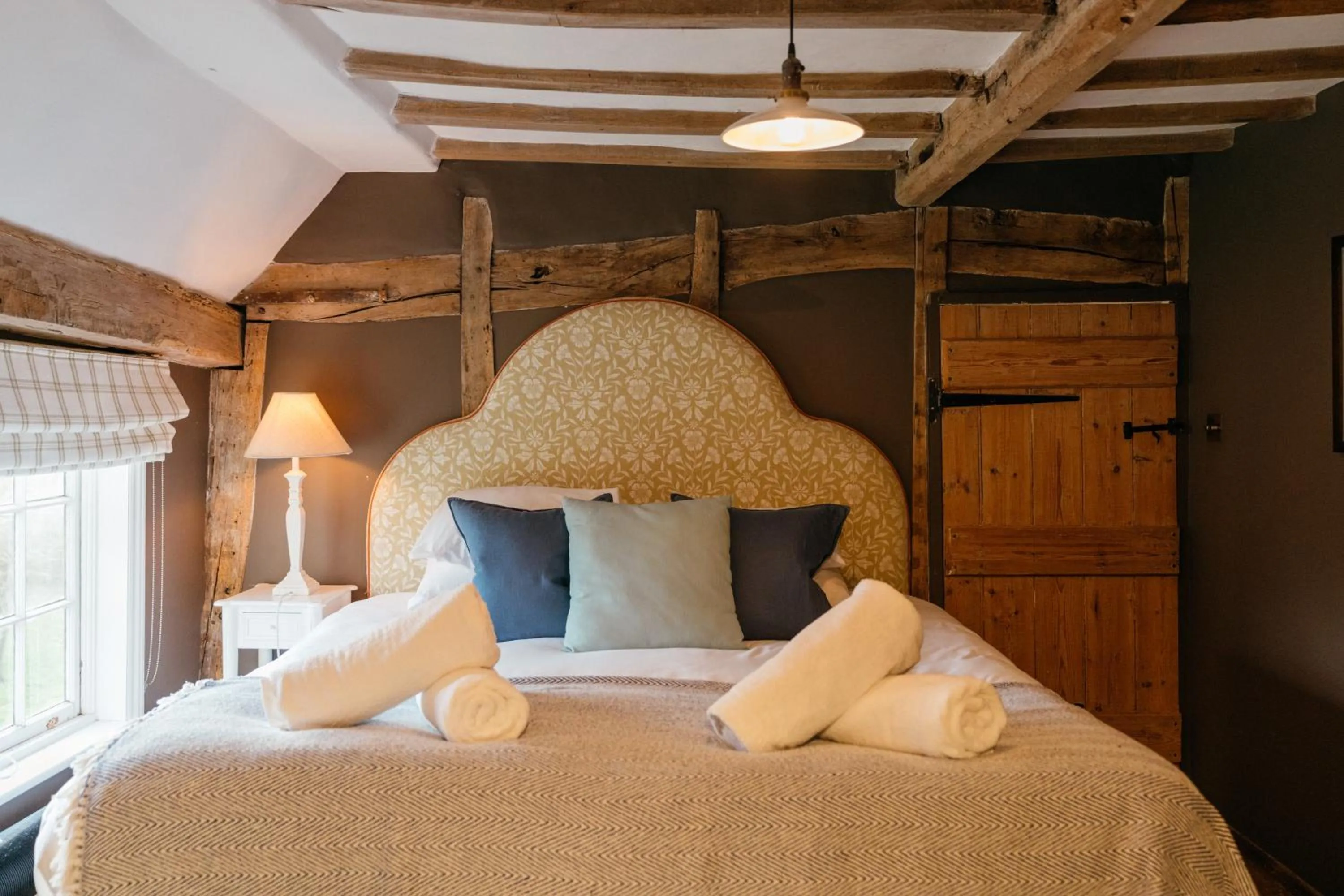 Bedroom, Bed in Retreat East