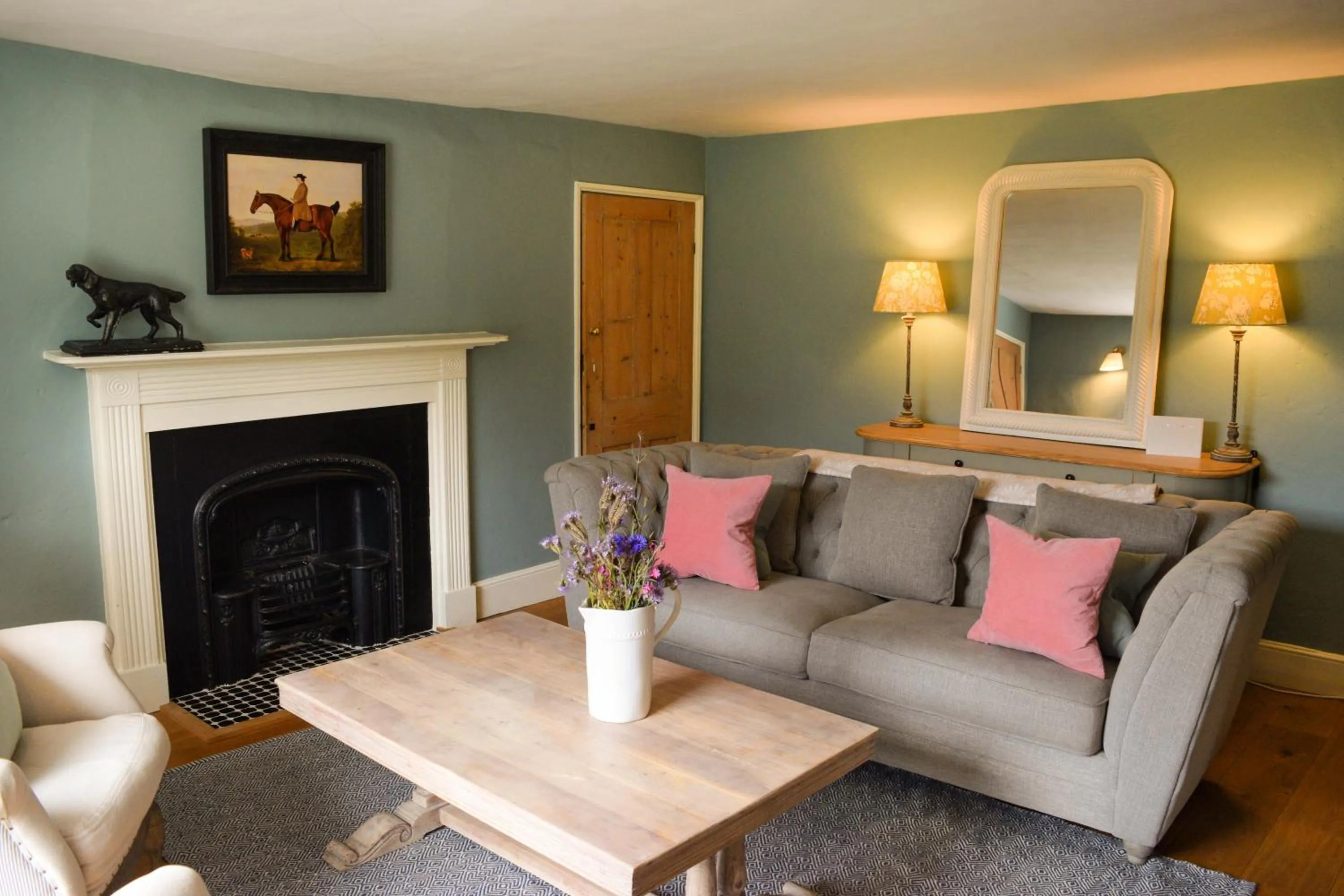 Living room in Retreat East