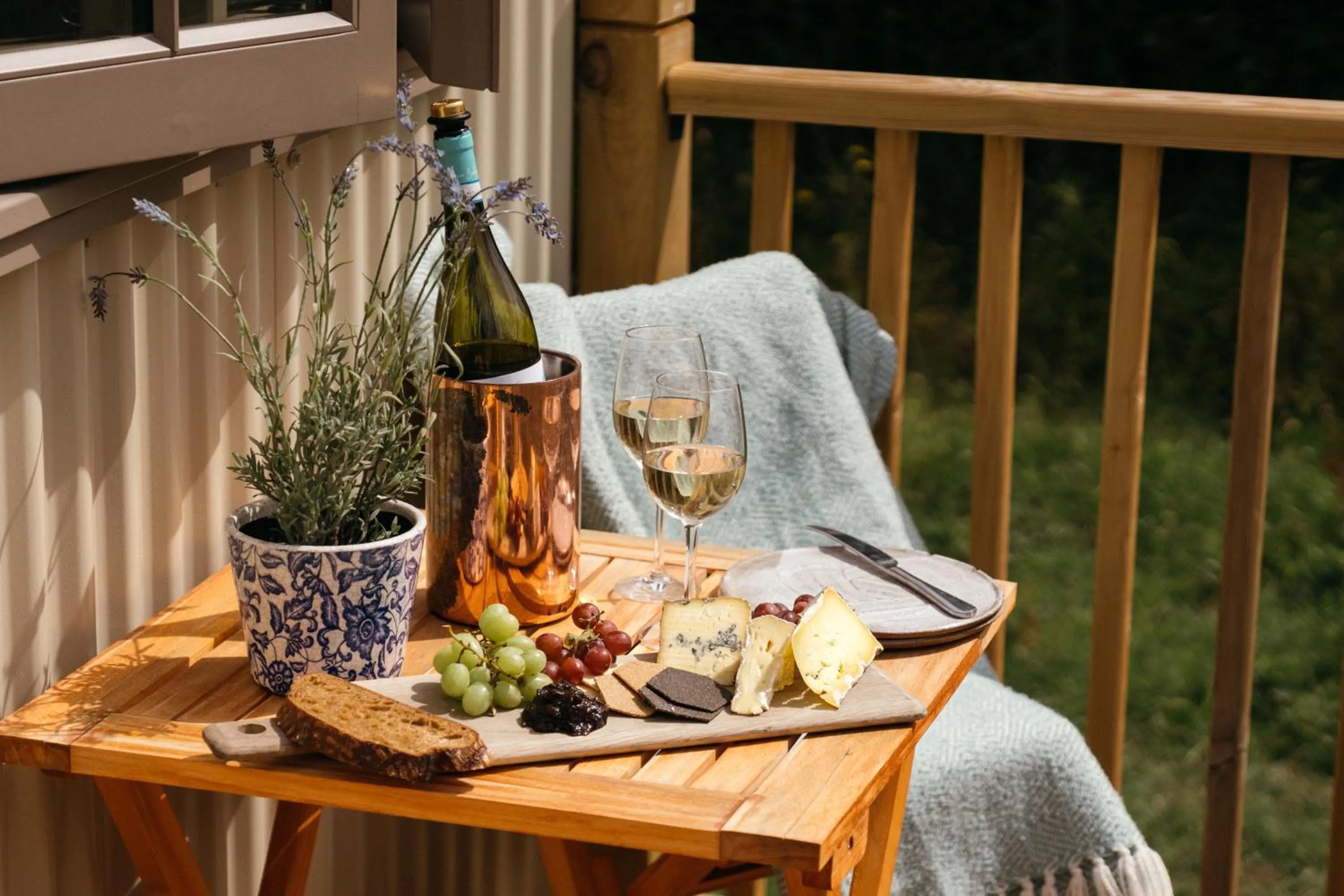 Food and drinks in Retreat East