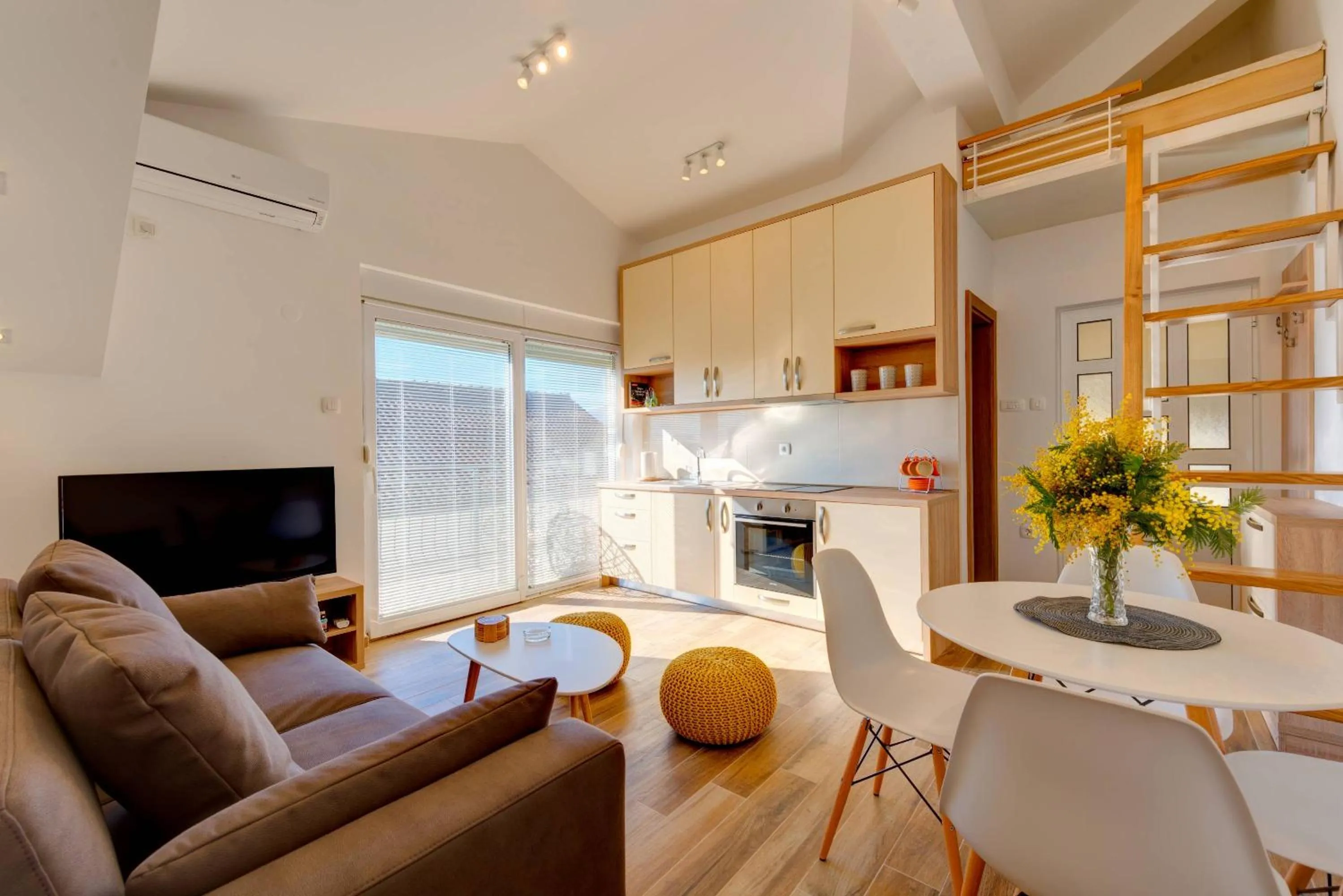 42° North Apartments