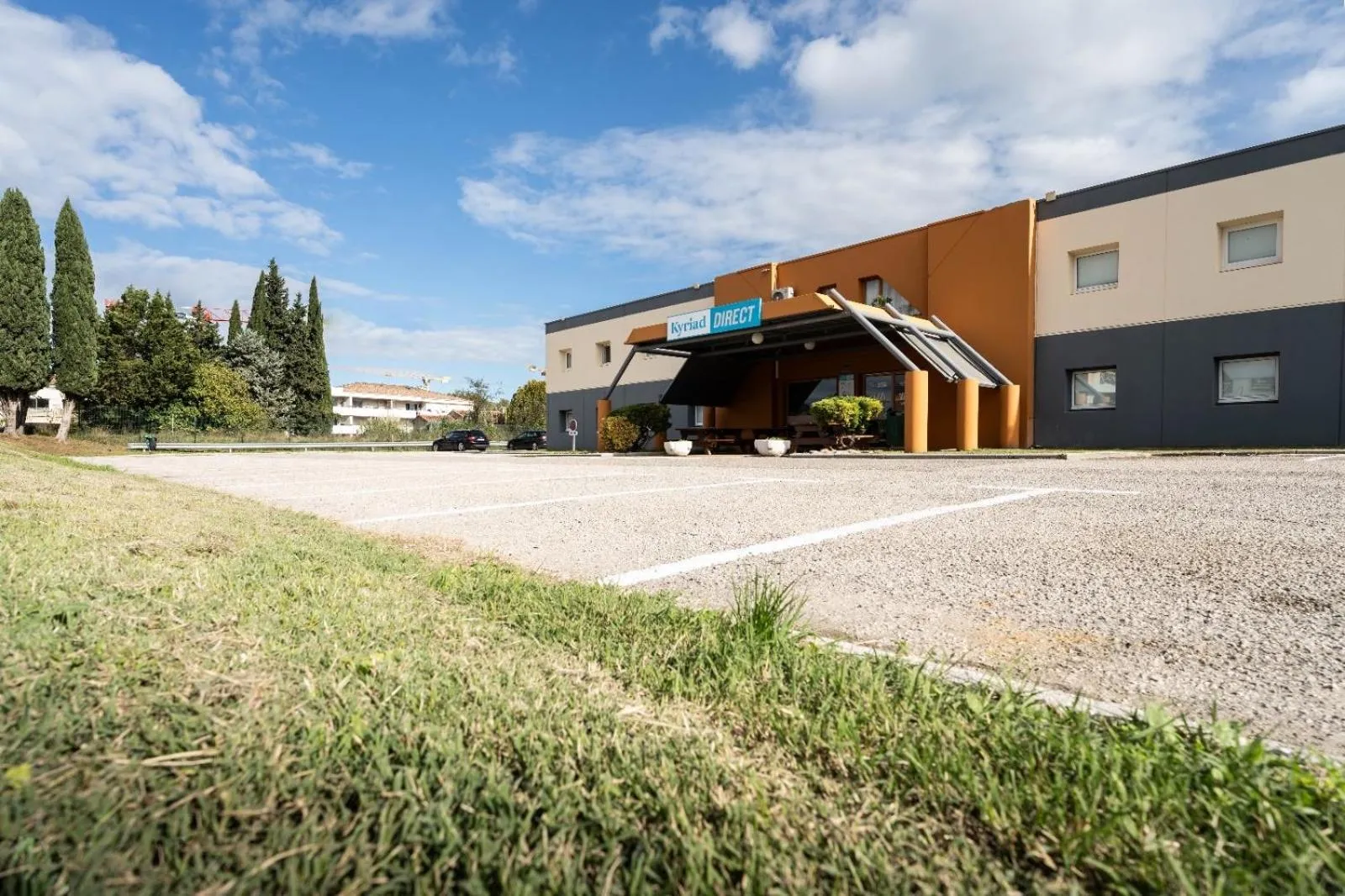 Parking in KYRIAD DIRECT BRIGNOLES - Provence Verte