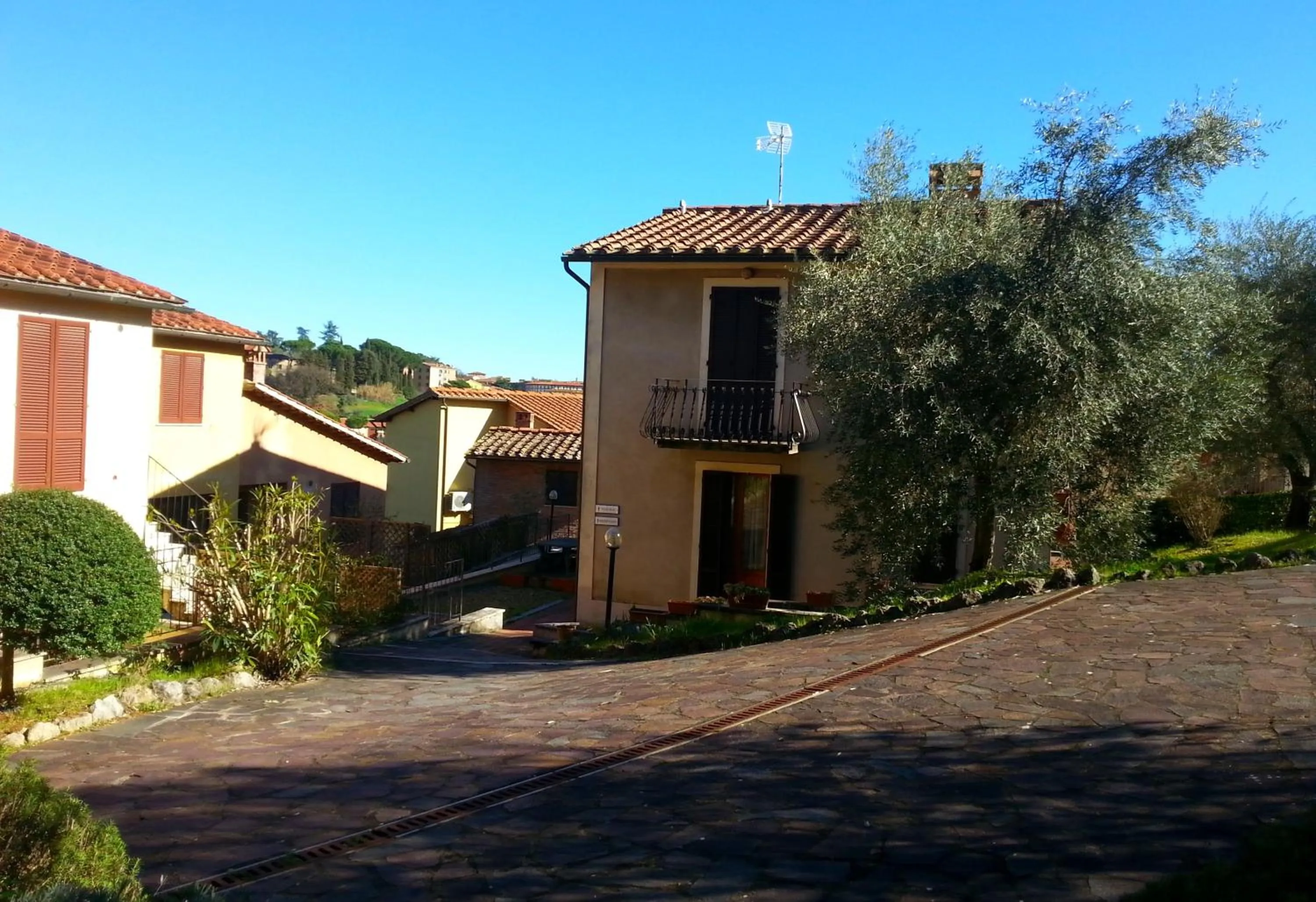 Facade/entrance in Residence Le Meridiane