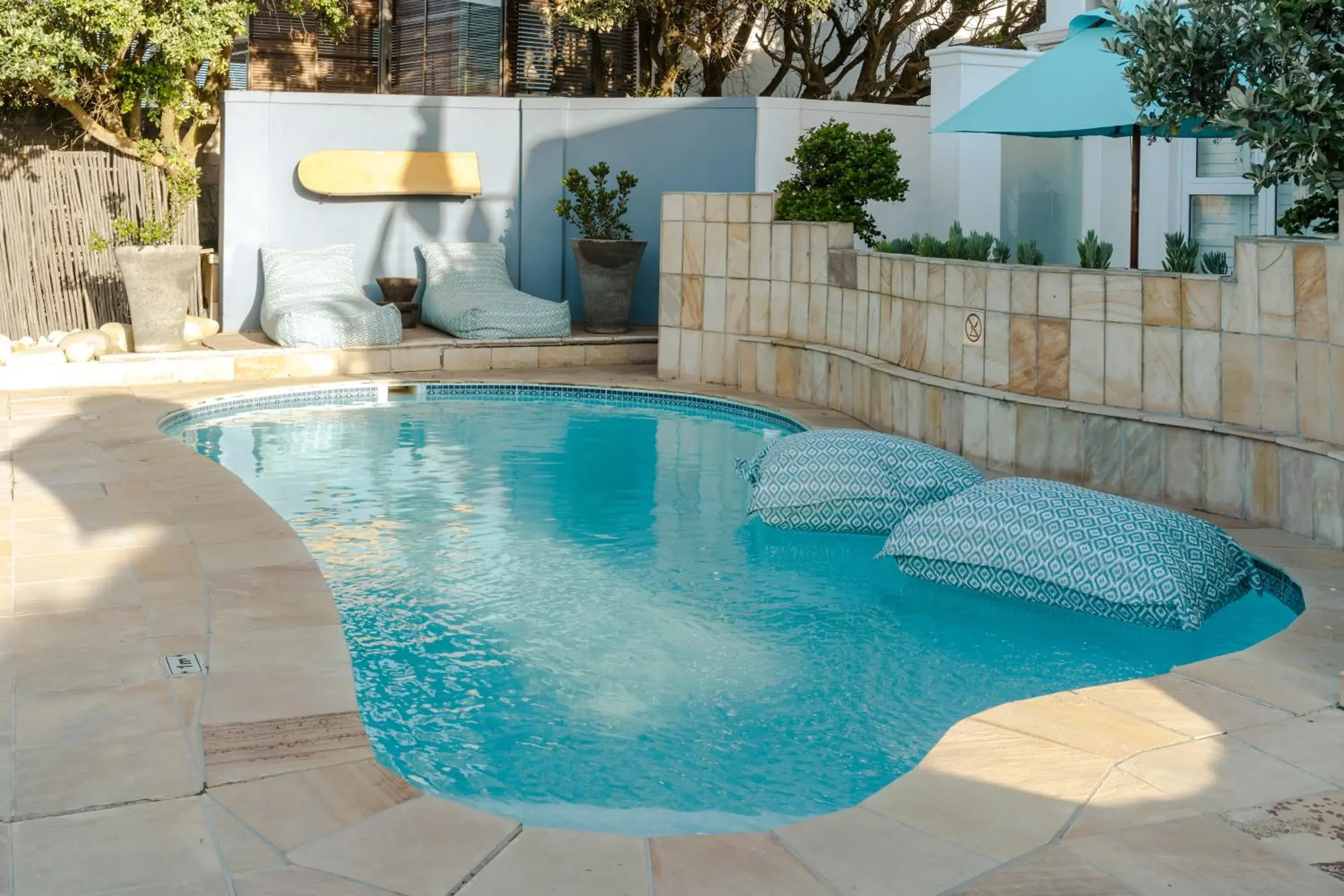 Swimming pool in Last Word Long Beach Swimming pool in Last Word Long Beach