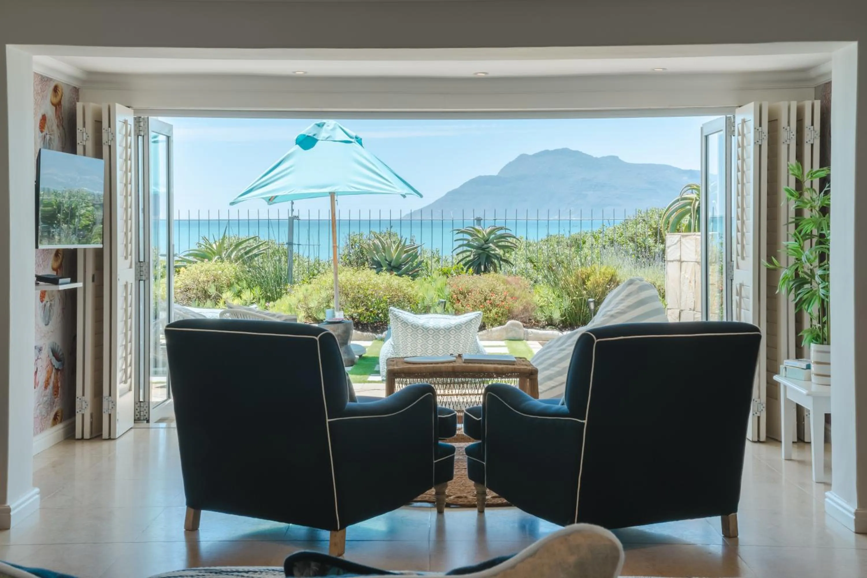 Sea view in Last Word Long Beach