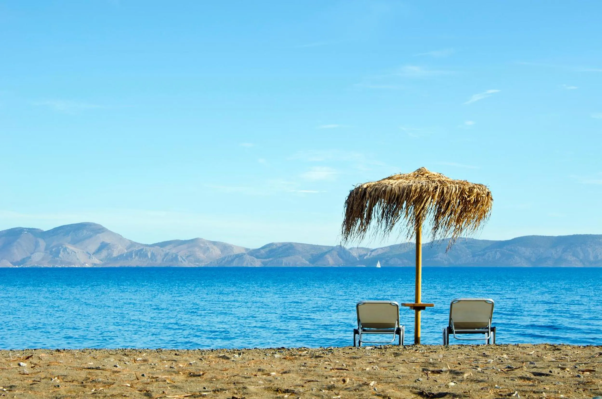 Beach in Makis Inn Resort