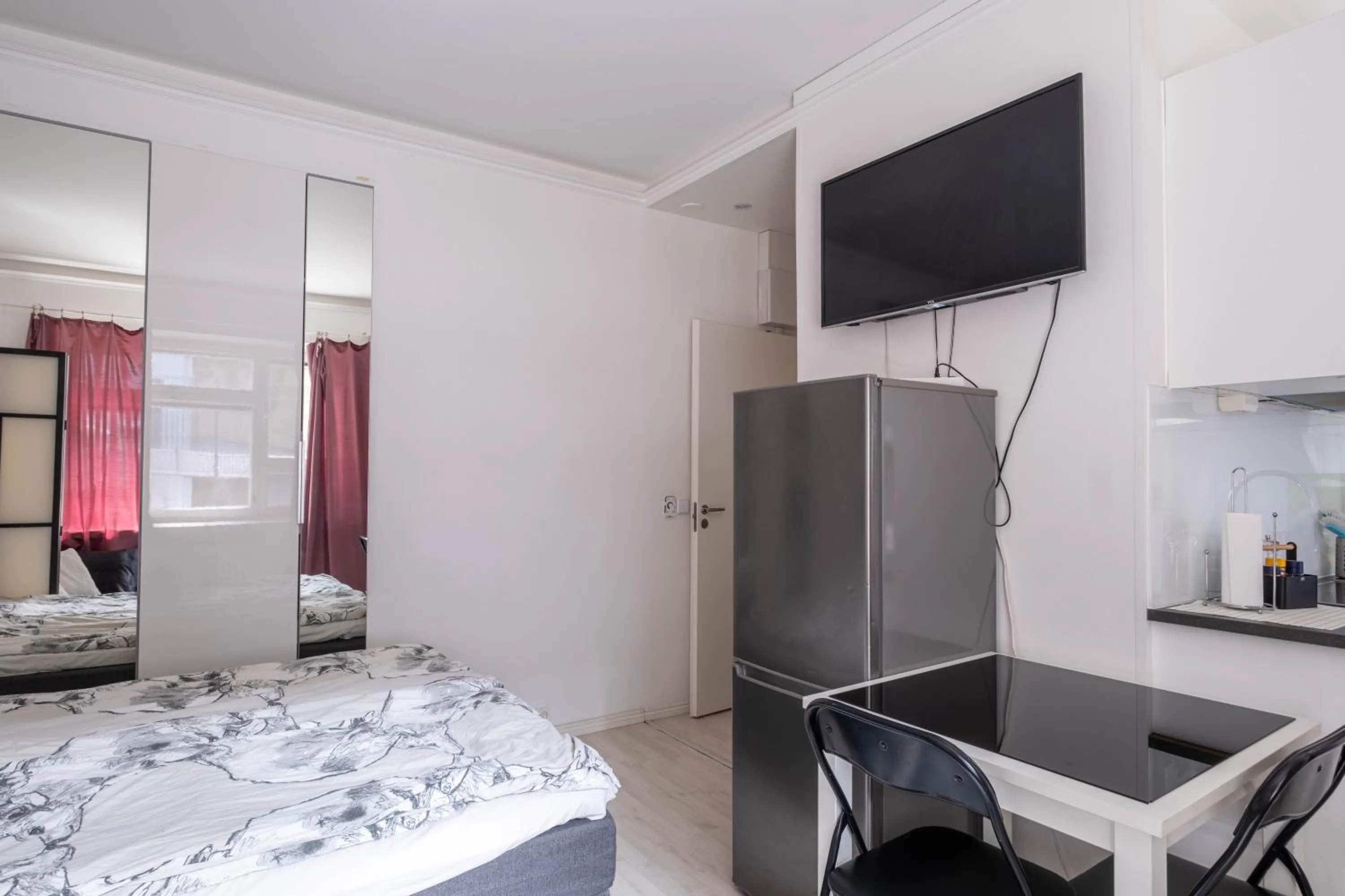 TV and multimedia, Bed in Sailor`s Apartment