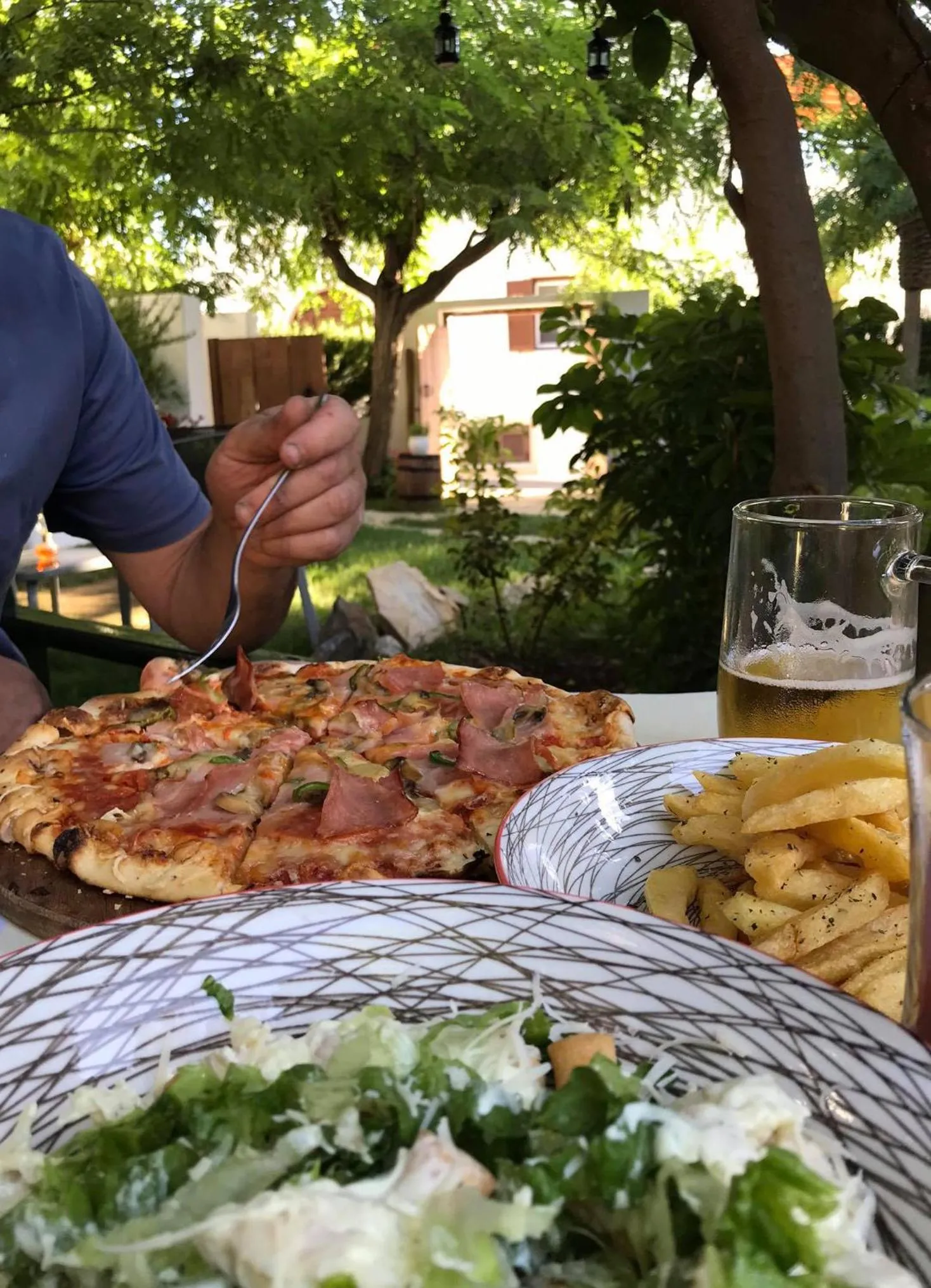 Restaurant/places to eat in Giannakis Filoxenia