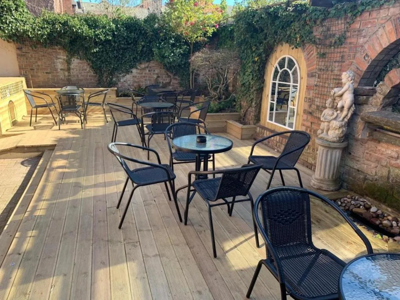 Patio in Cumbria Park Hotel