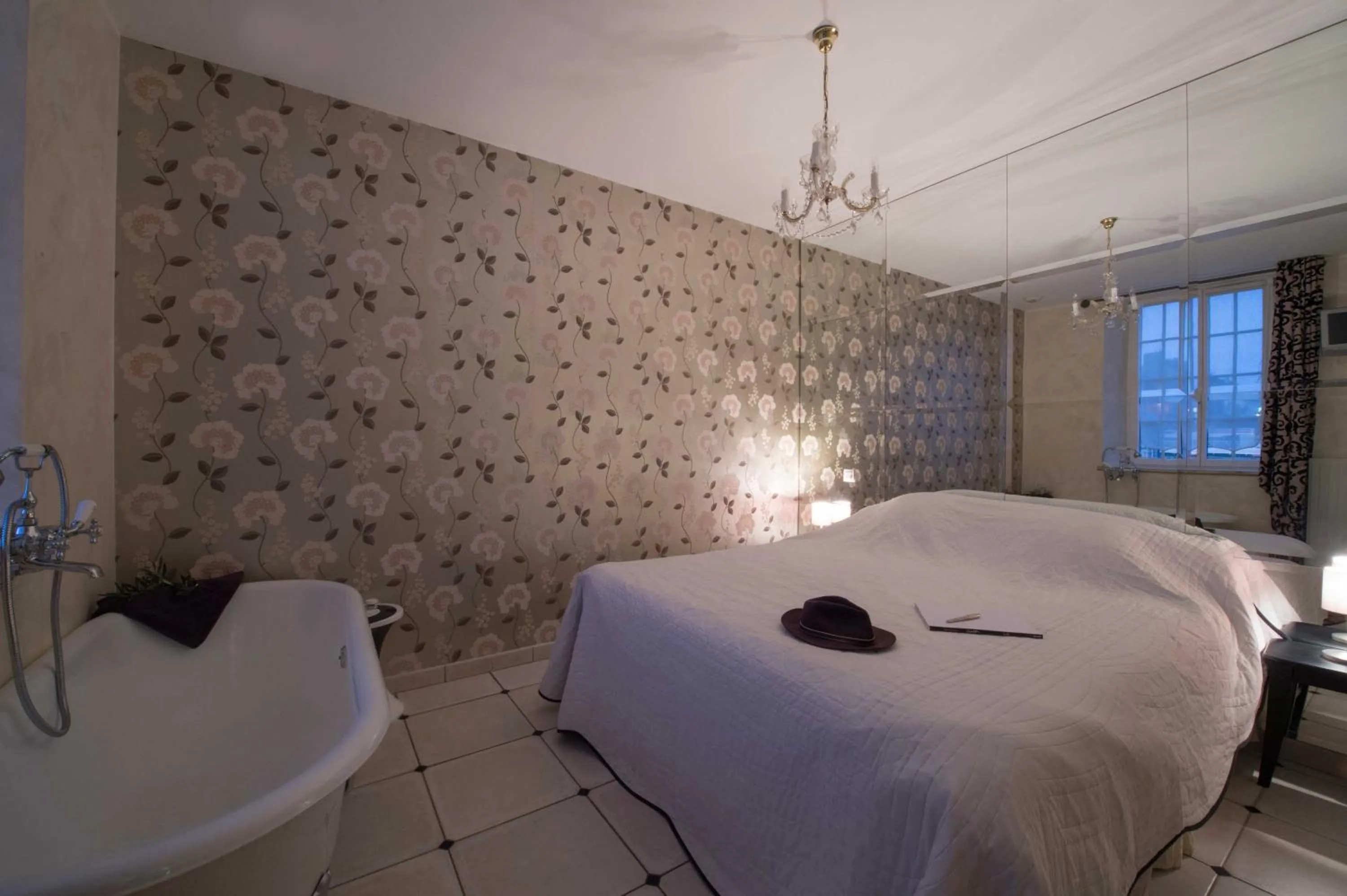 Bed in Le Mascaret - Restaurant Hotel Spa - Teritoria