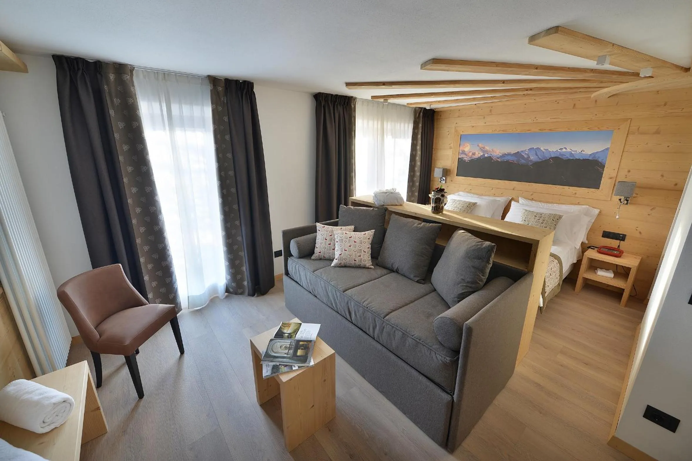 Bedroom, Bed in Hotel Bucaneve