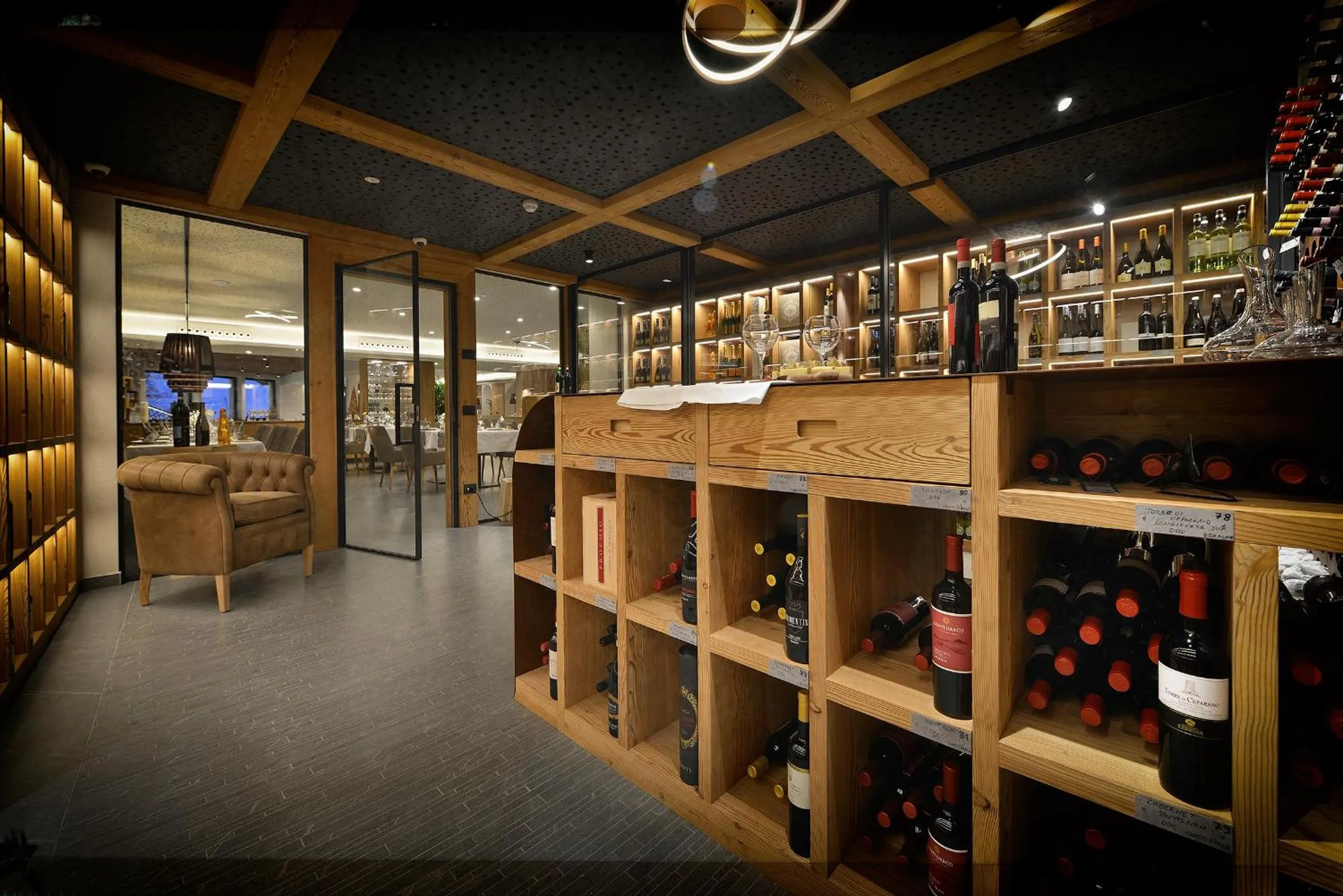 Restaurant/places to eat in Hotel Bucaneve