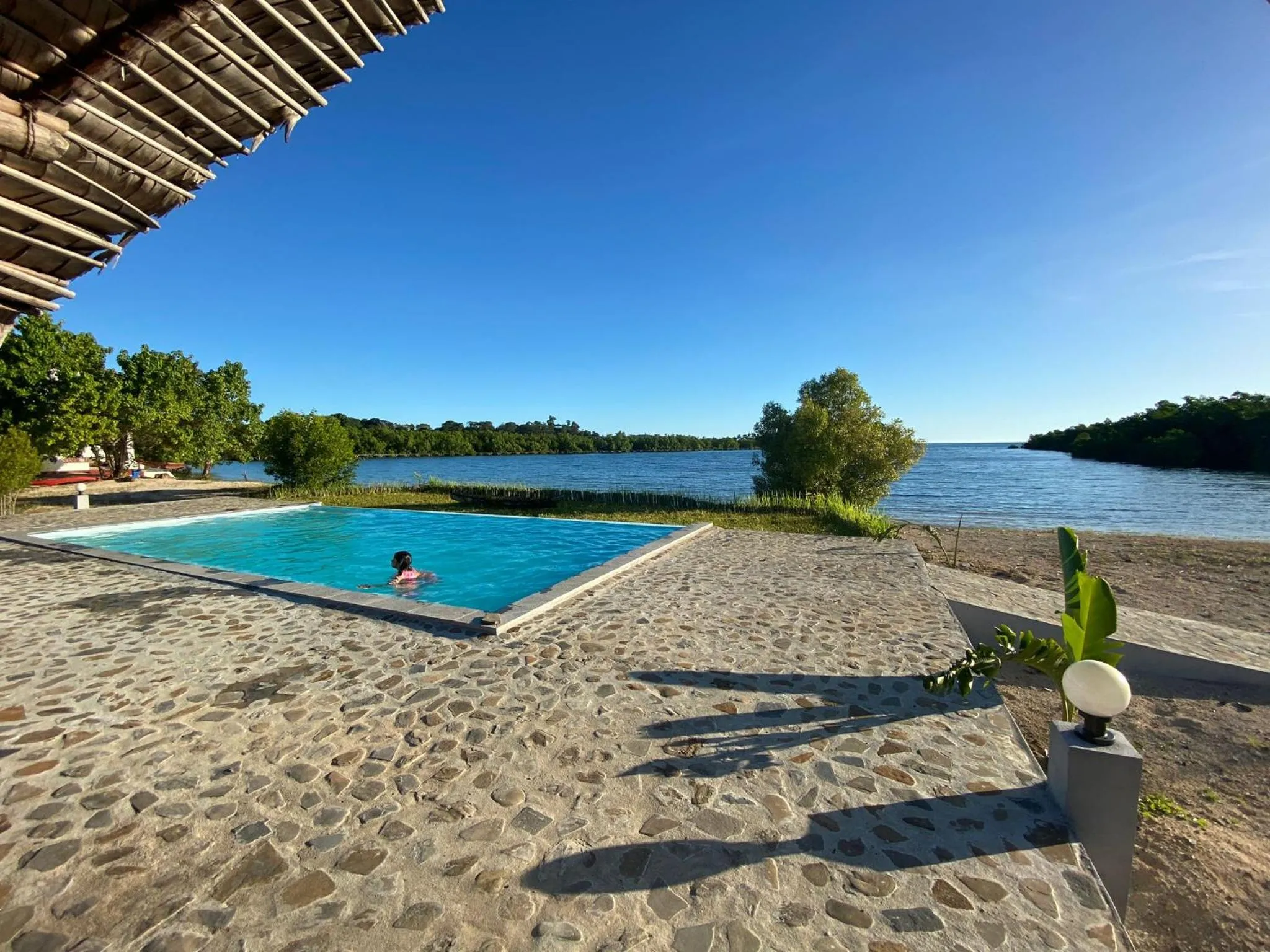 Swimming pool in Emeraude Lodge