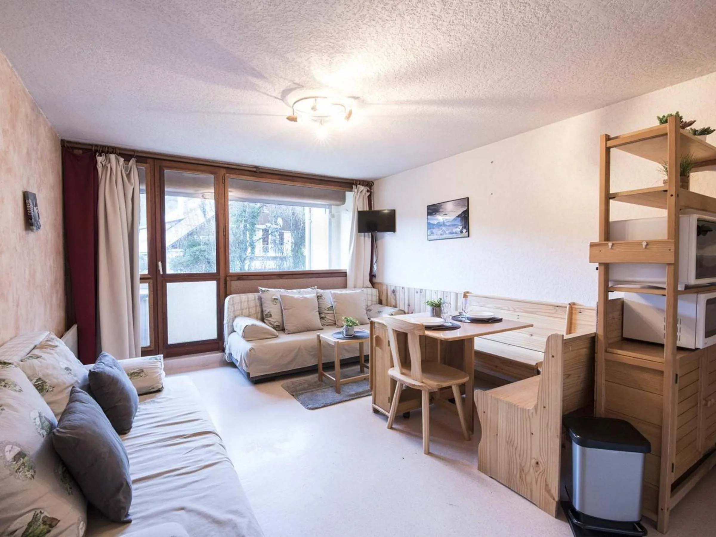 Appartement confortable proche téléphérique, idéal pour 4 personnes - FR-1-296-246