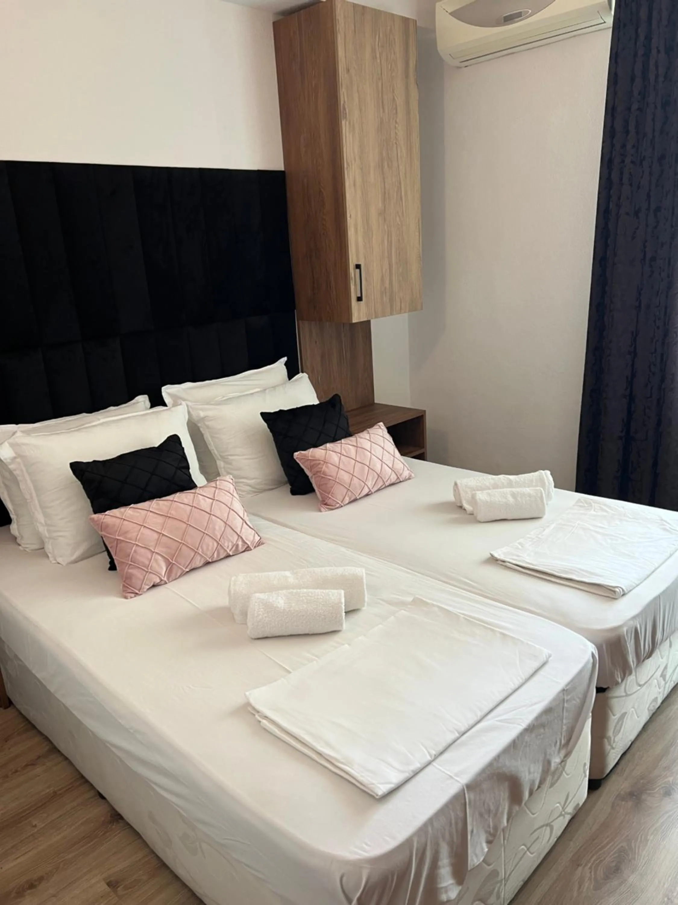 Dreams Family Hotel