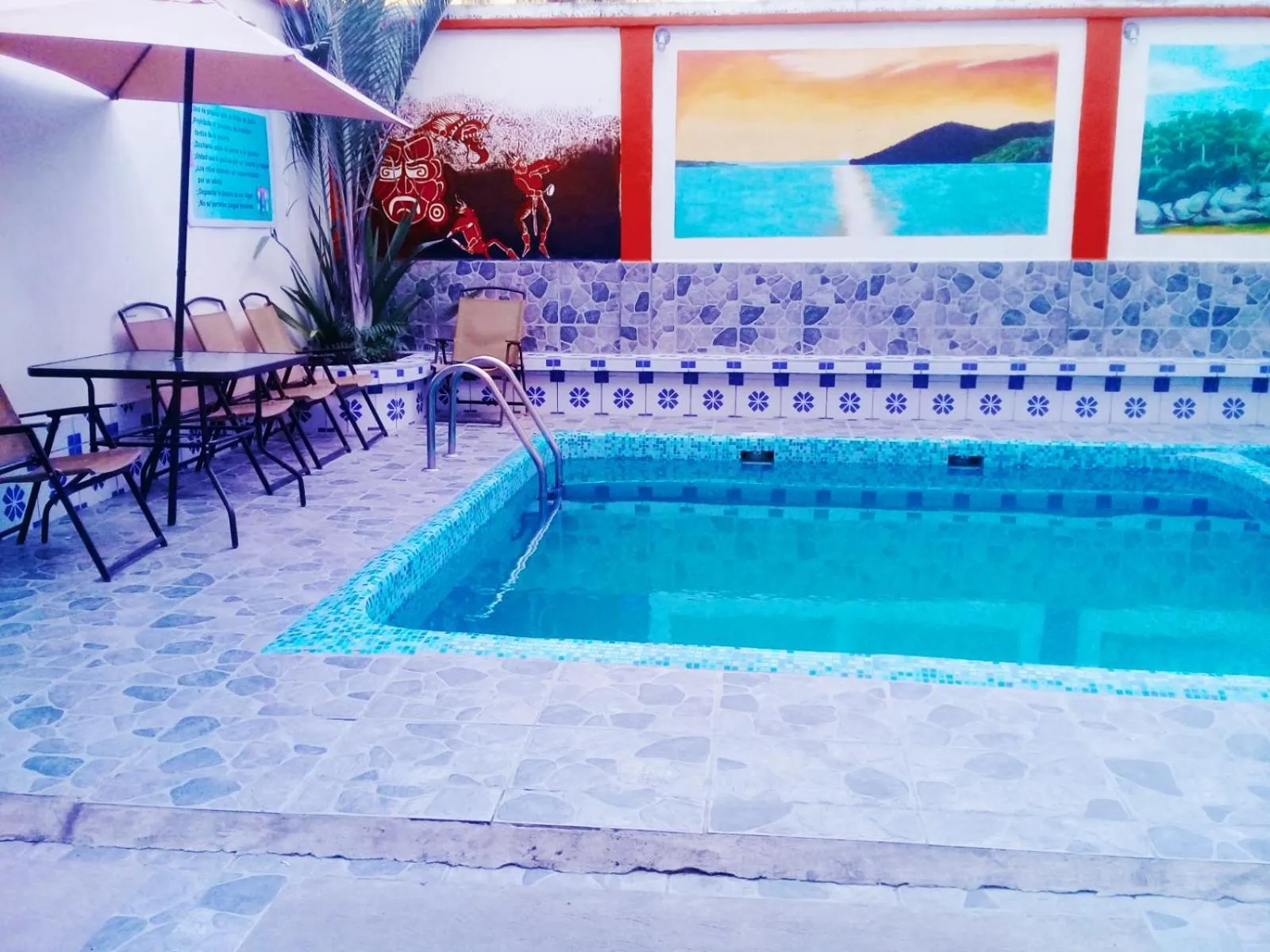 Pool view in Hotel Aruma