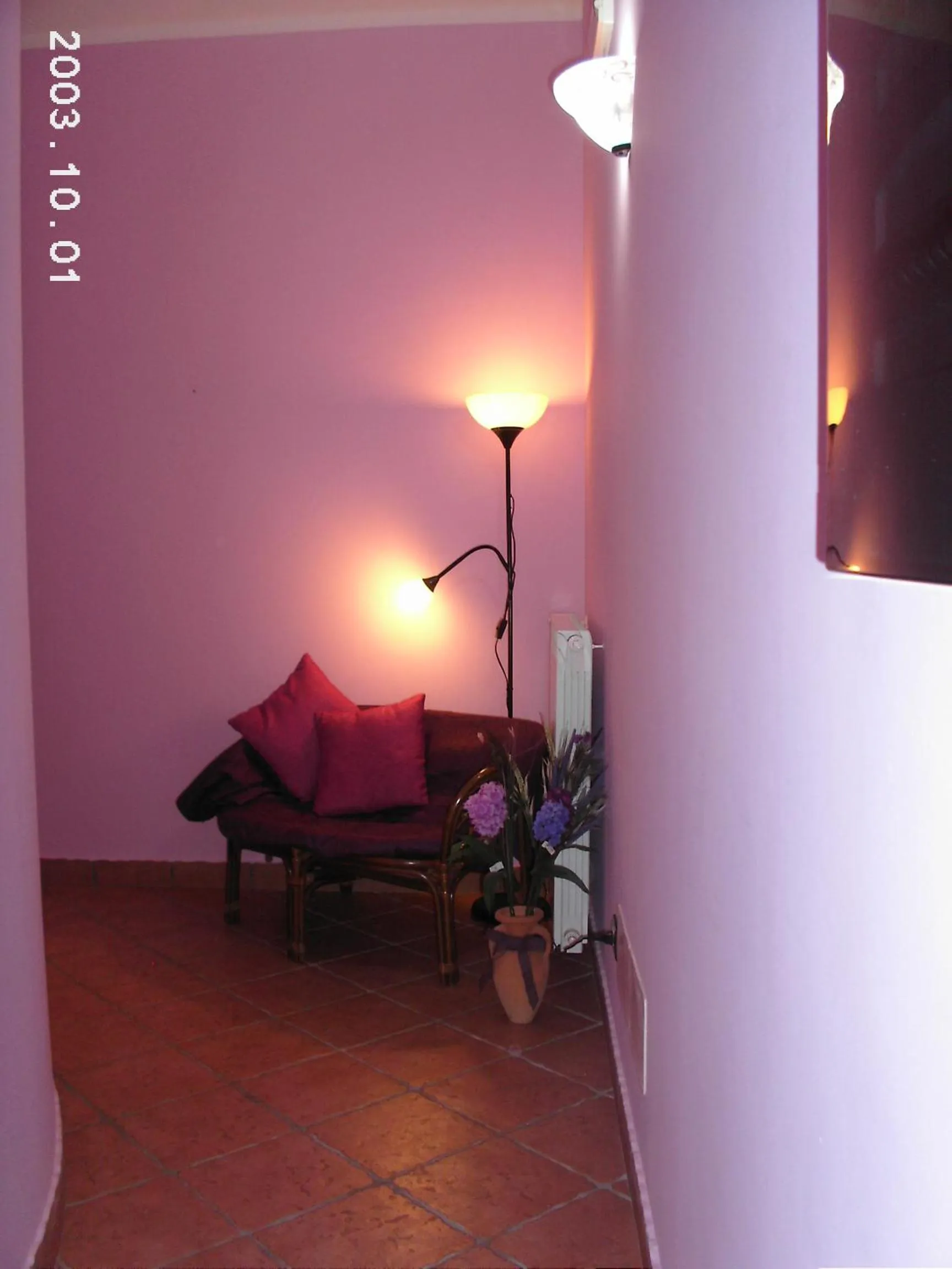 Decorative detail in La Porta Dell'Etna - Nicolosi