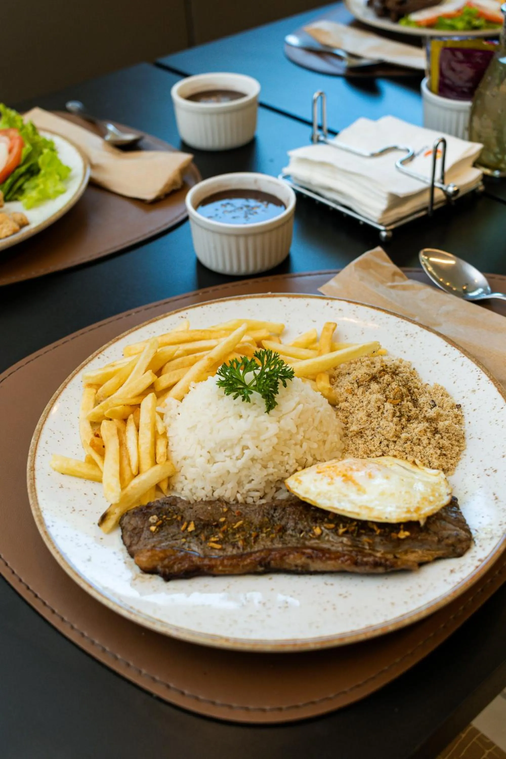 Restaurant/places to eat in Comfort Hotel Campos dos Goytacazes