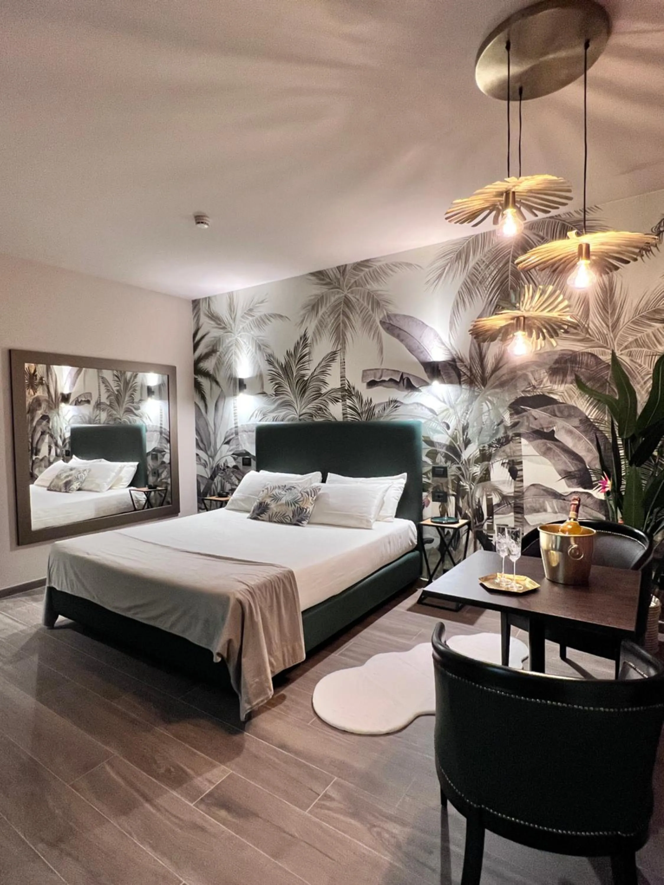 Bed in Hotel Motel Top