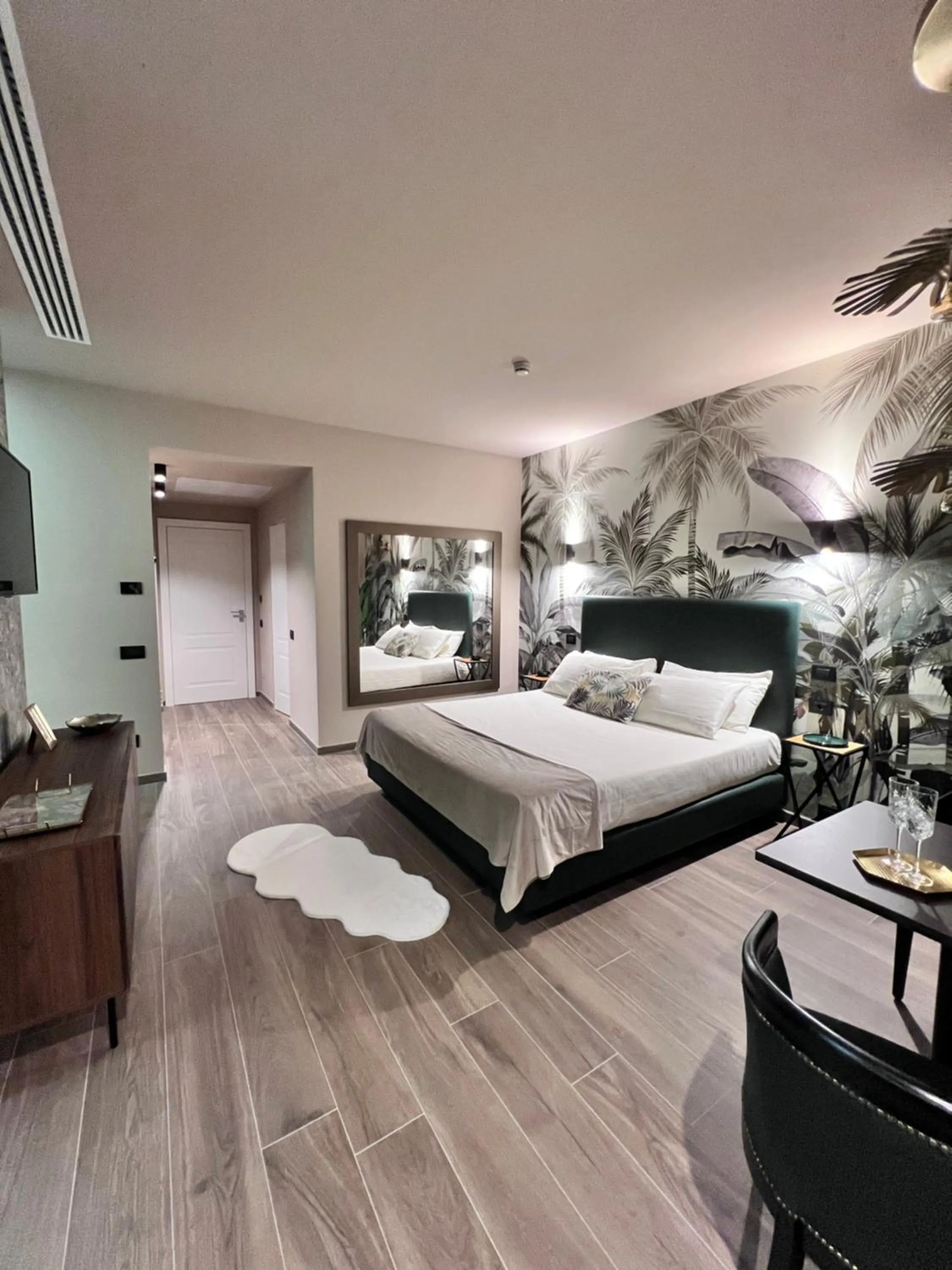 Bed in Hotel Motel Top