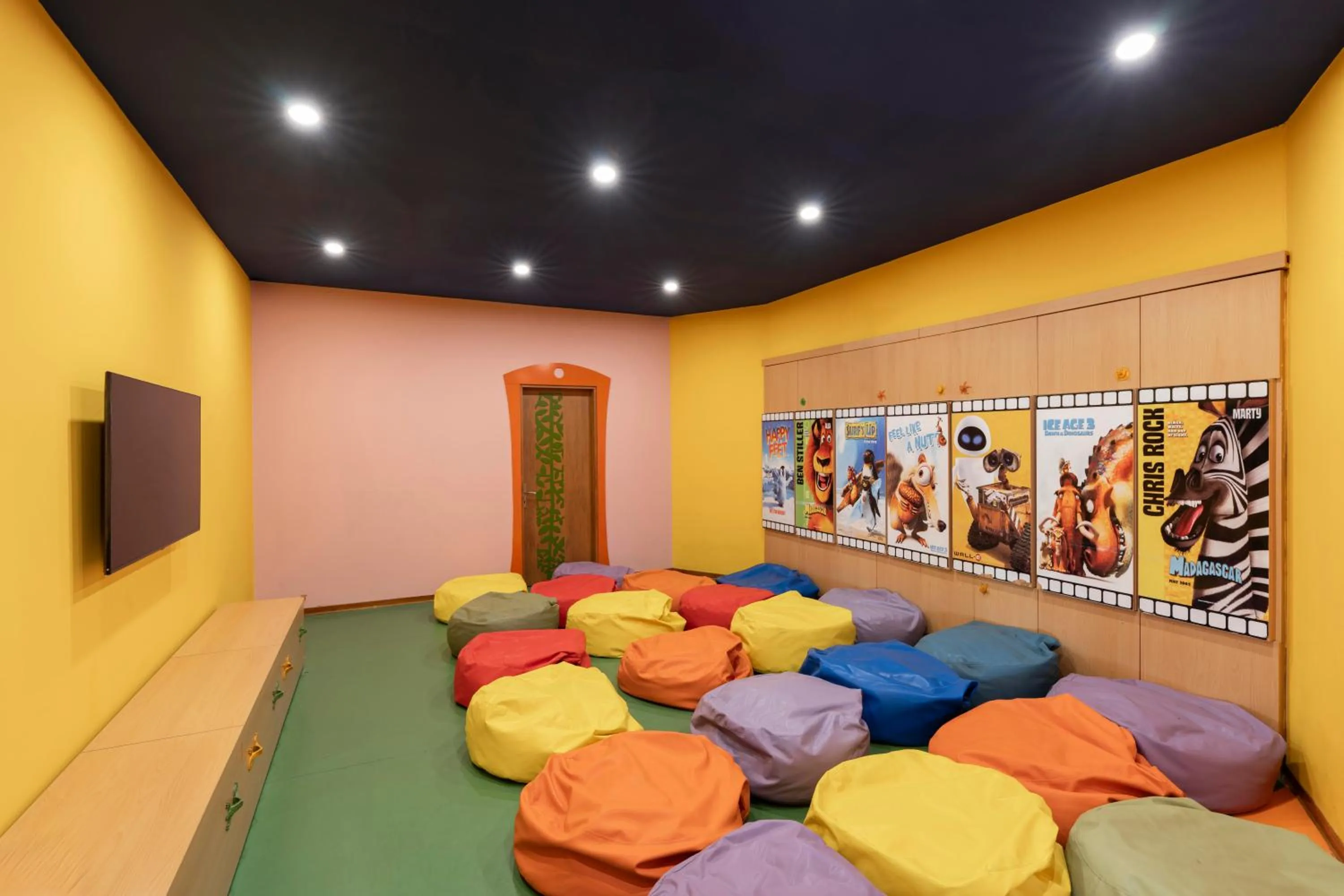 Children play ground in Limak Limra Hotel & Resort Kemer - Kids Concept