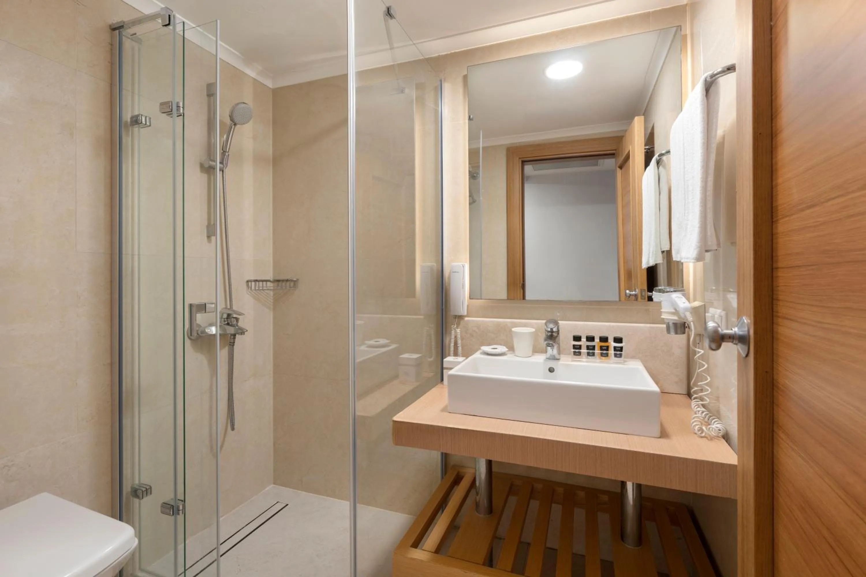 Shower in Limak Limra Hotel & Resort Kemer - Kids Concept