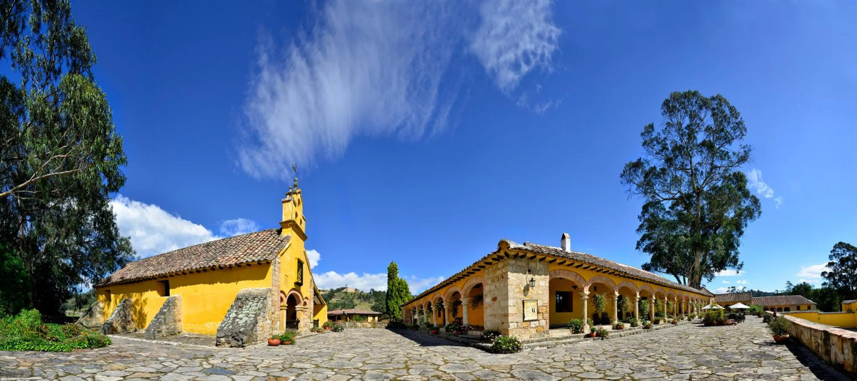 Property building in Hotel Hacienda El Salitre