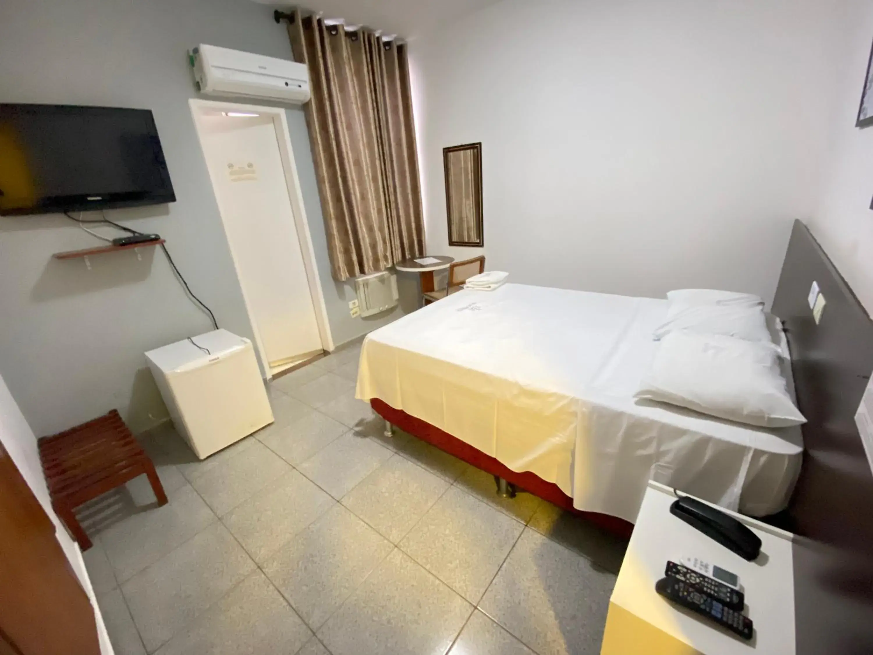 Bed in Aton Plaza Hotel Bed in Aton Plaza Hotel