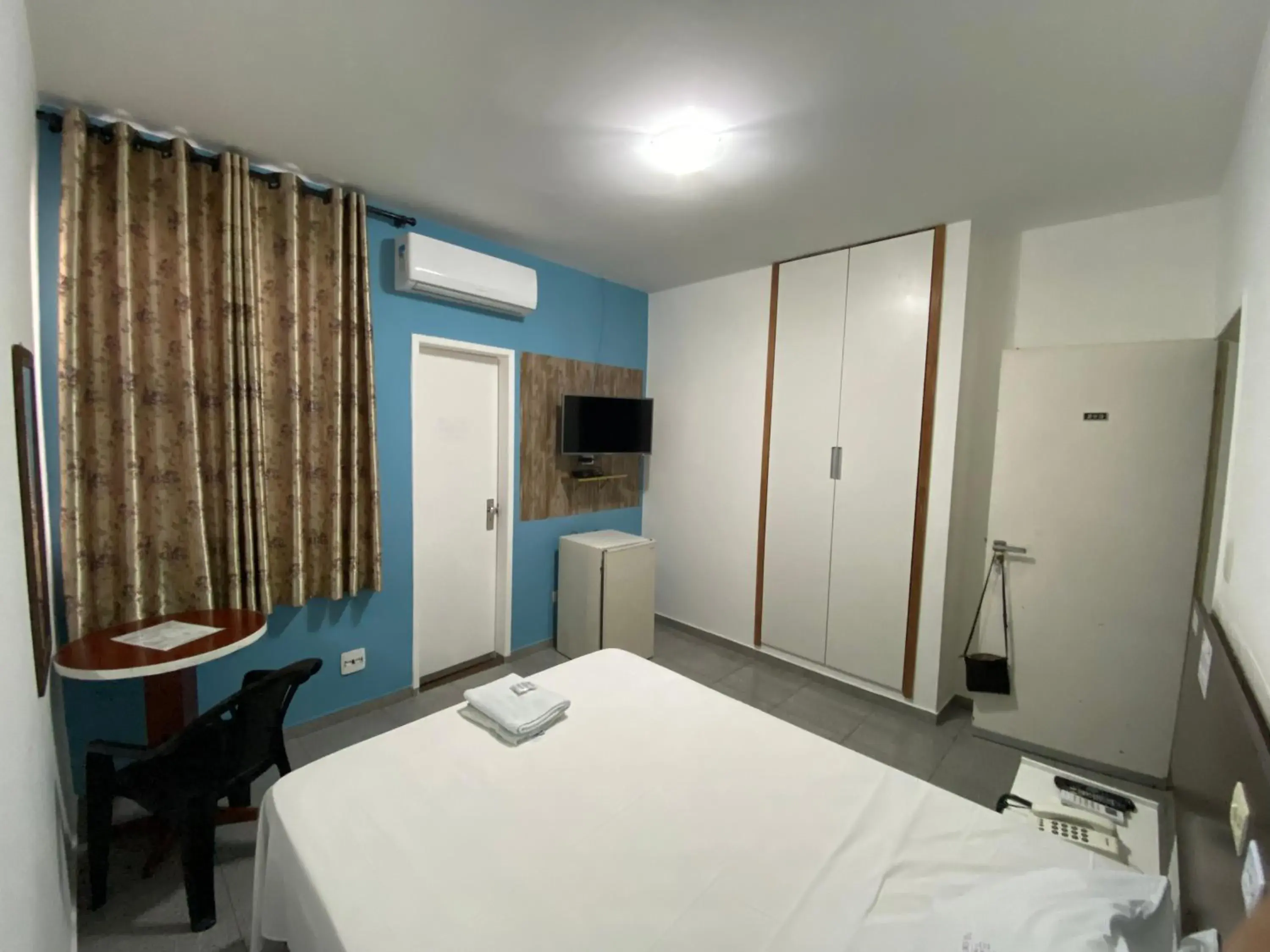 Bed in Aton Plaza Hotel Bed in Aton Plaza Hotel