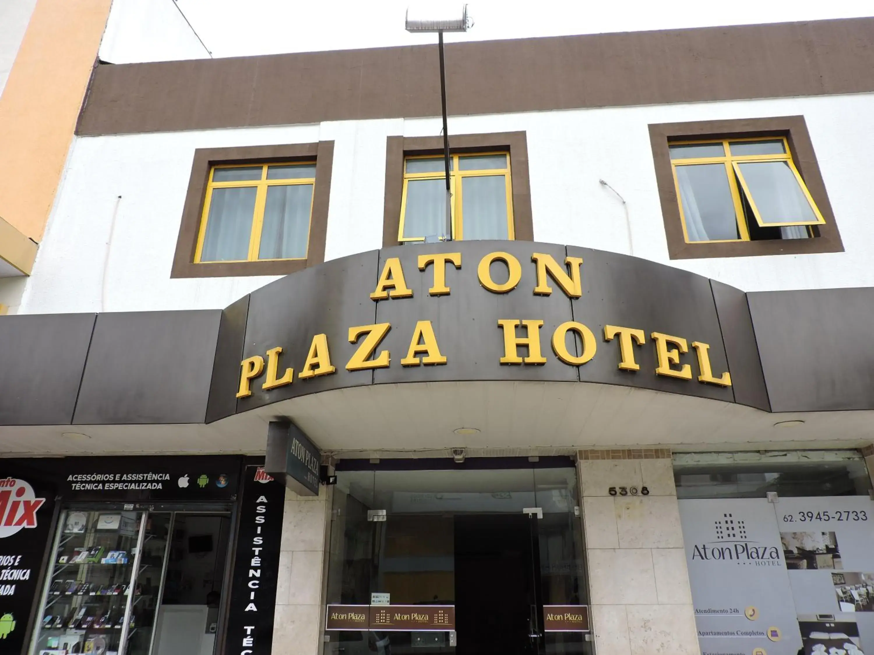 Facade/entrance in Aton Plaza Hotel Facade/entrance in Aton Plaza Hotel