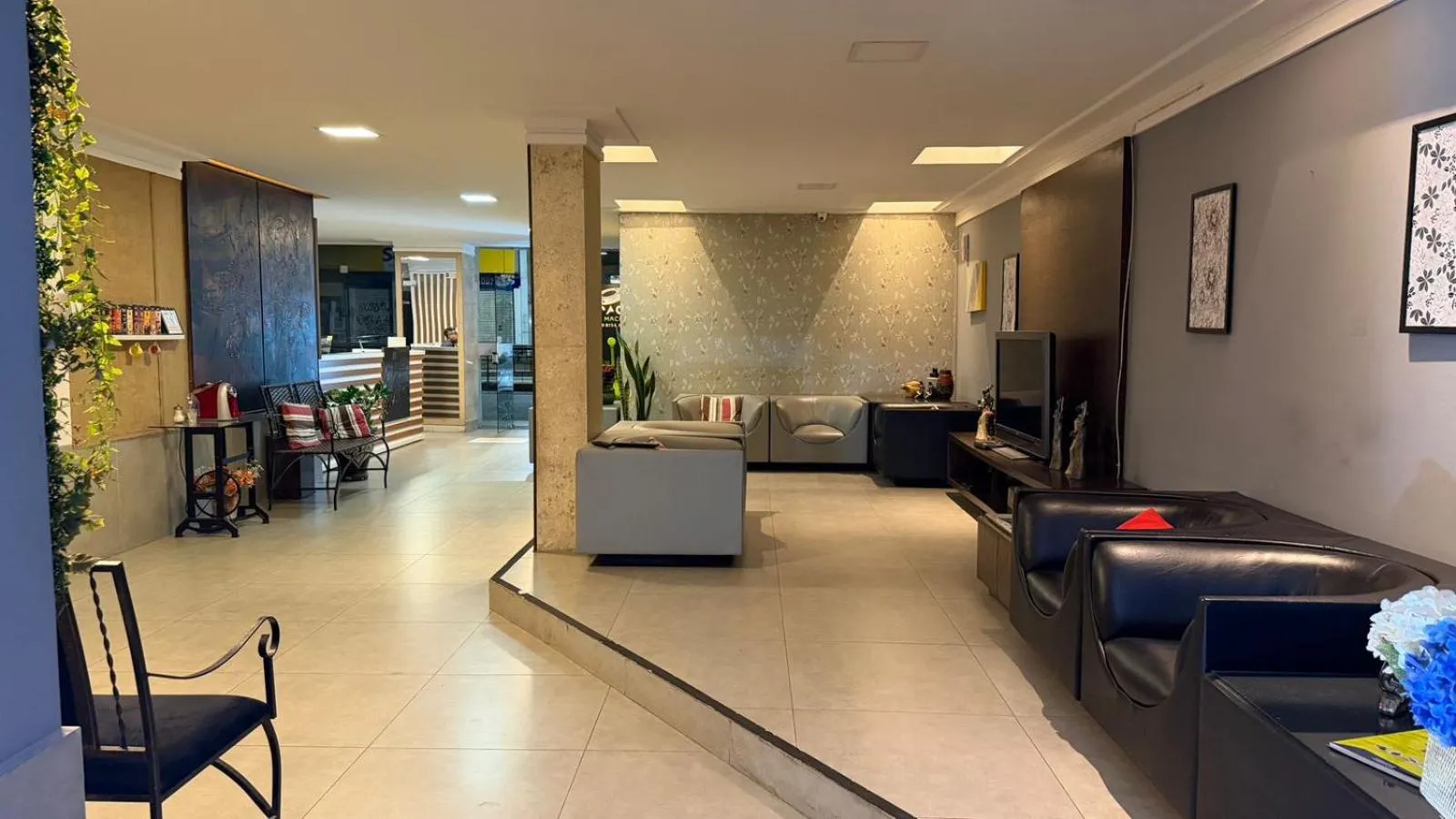 Lobby or reception in Aton Plaza Hotel