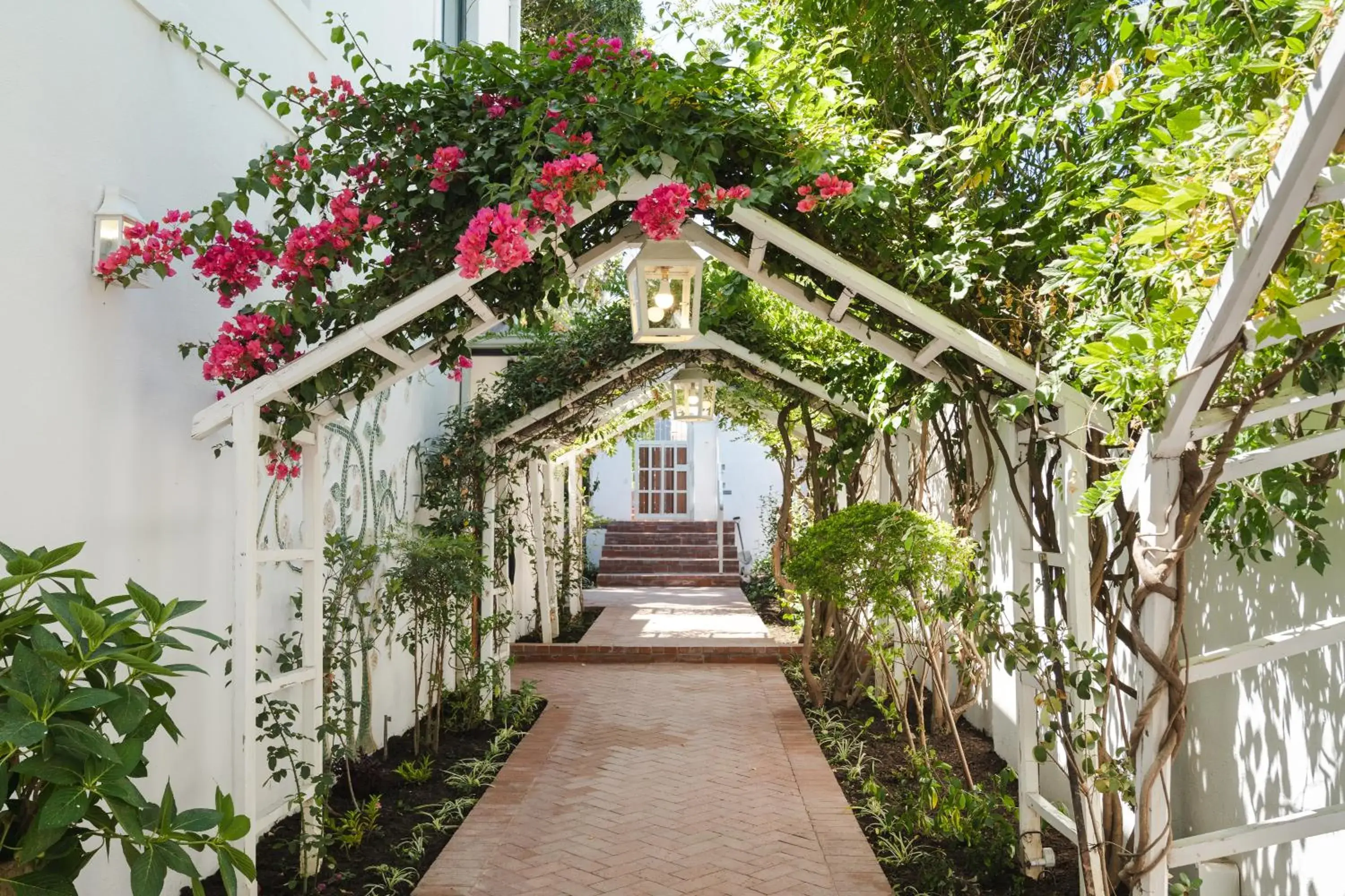 Facade/entrance in Last Word Franschhoek Facade/entrance in Last Word Franschhoek