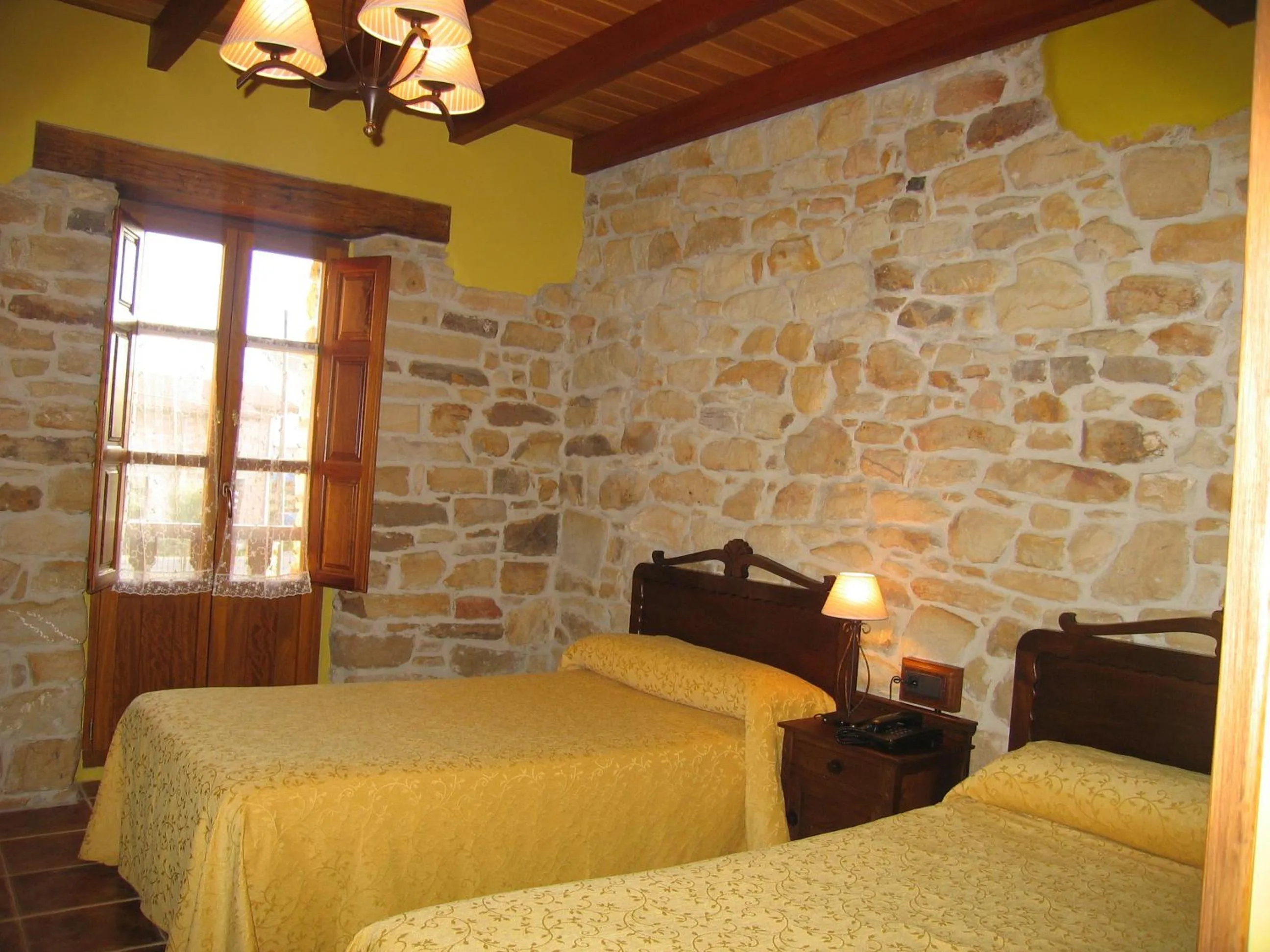 Photo of the whole room, Bed in Hotel Casona De Tresali