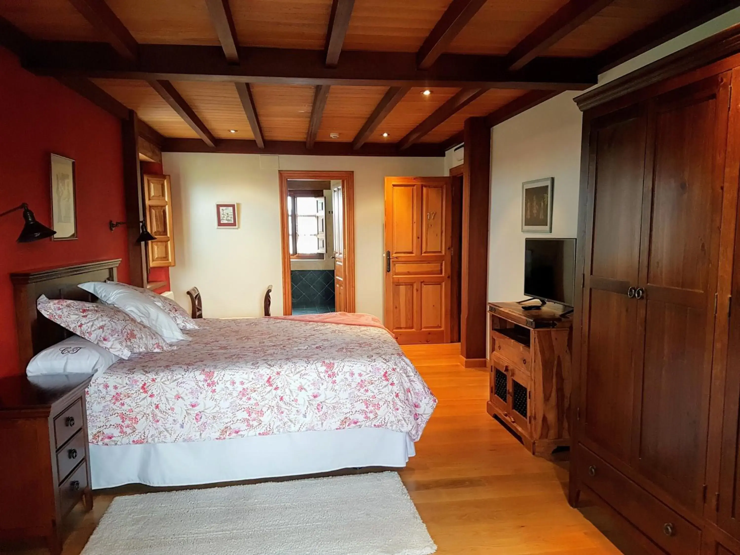 Suite in Hotel Casona De Tresali Suite in Hotel Casona De Tresali