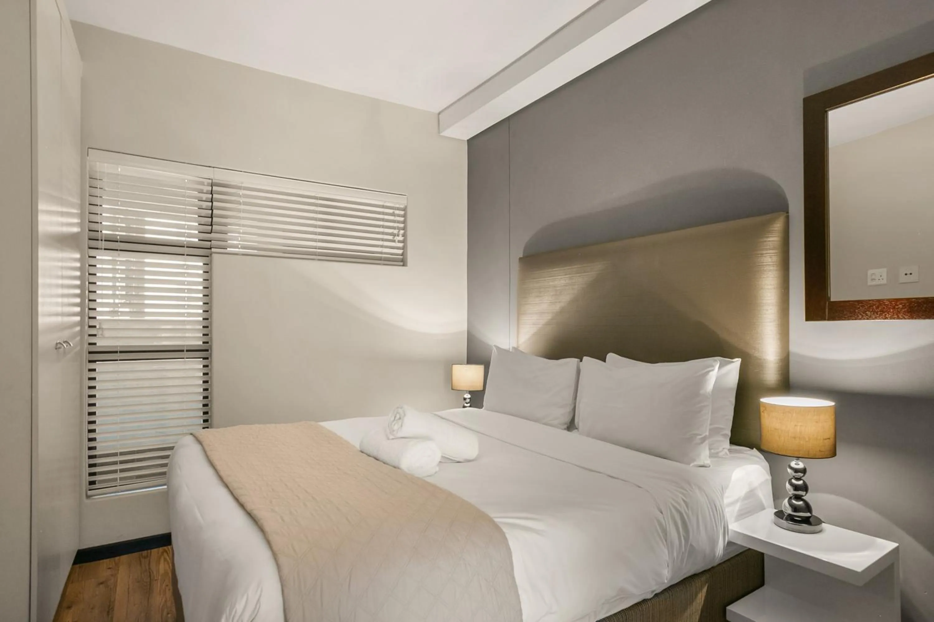 Bed in Easy Stay - The Vantage Rosebank
