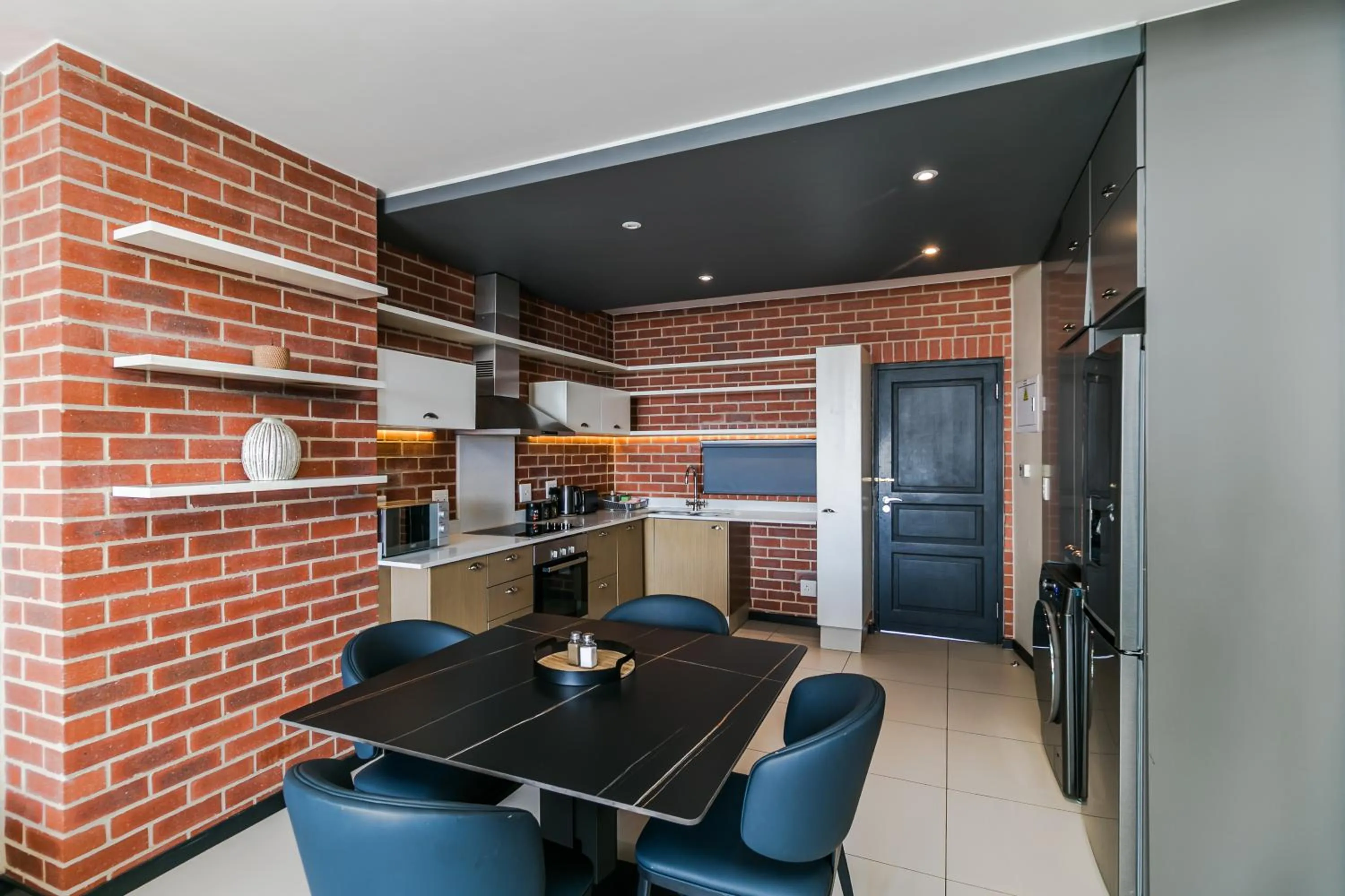 Kitchen or kitchenette in Easy Stay - The Vantage Rosebank