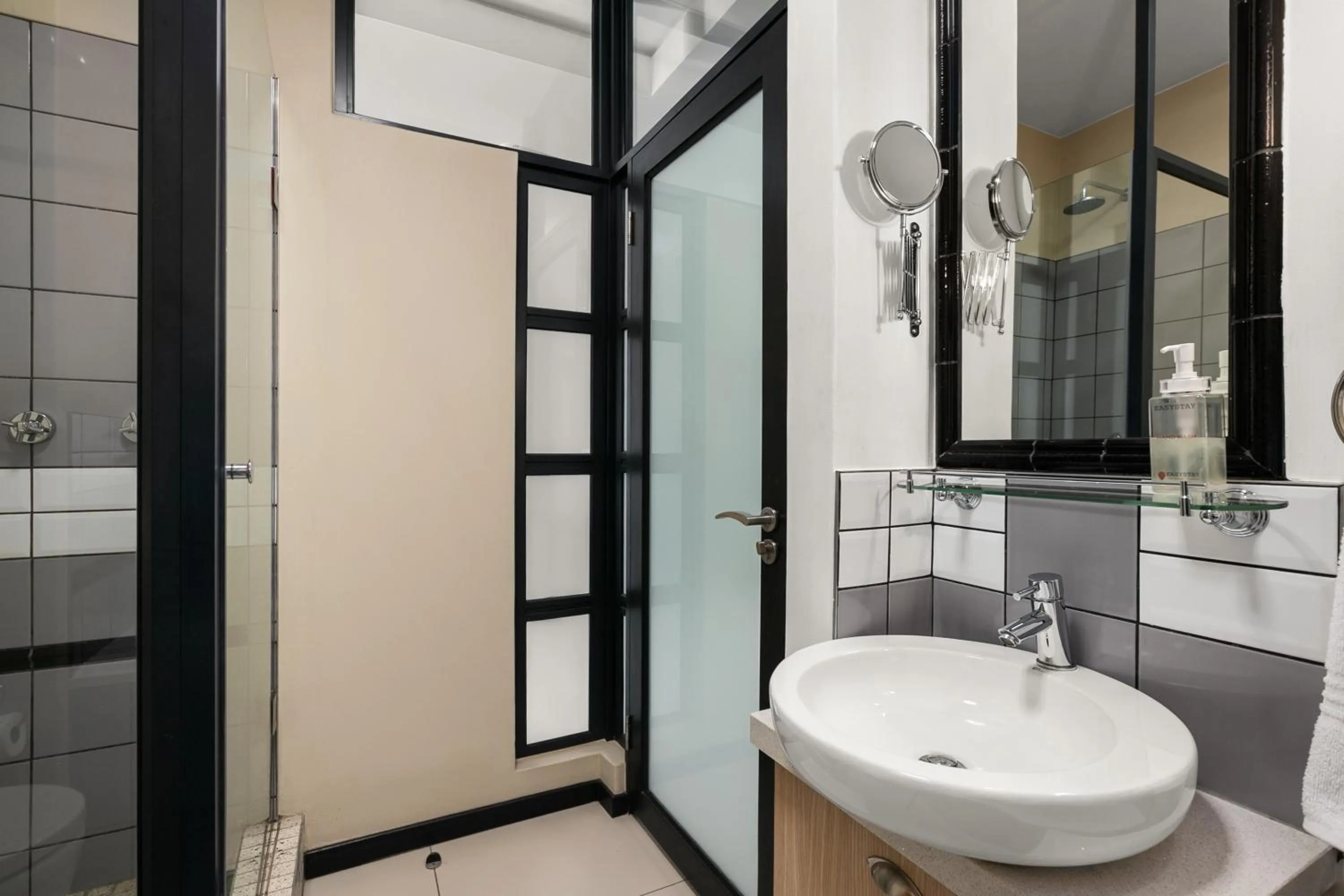 Shower in Easy Stay - The Vantage Rosebank