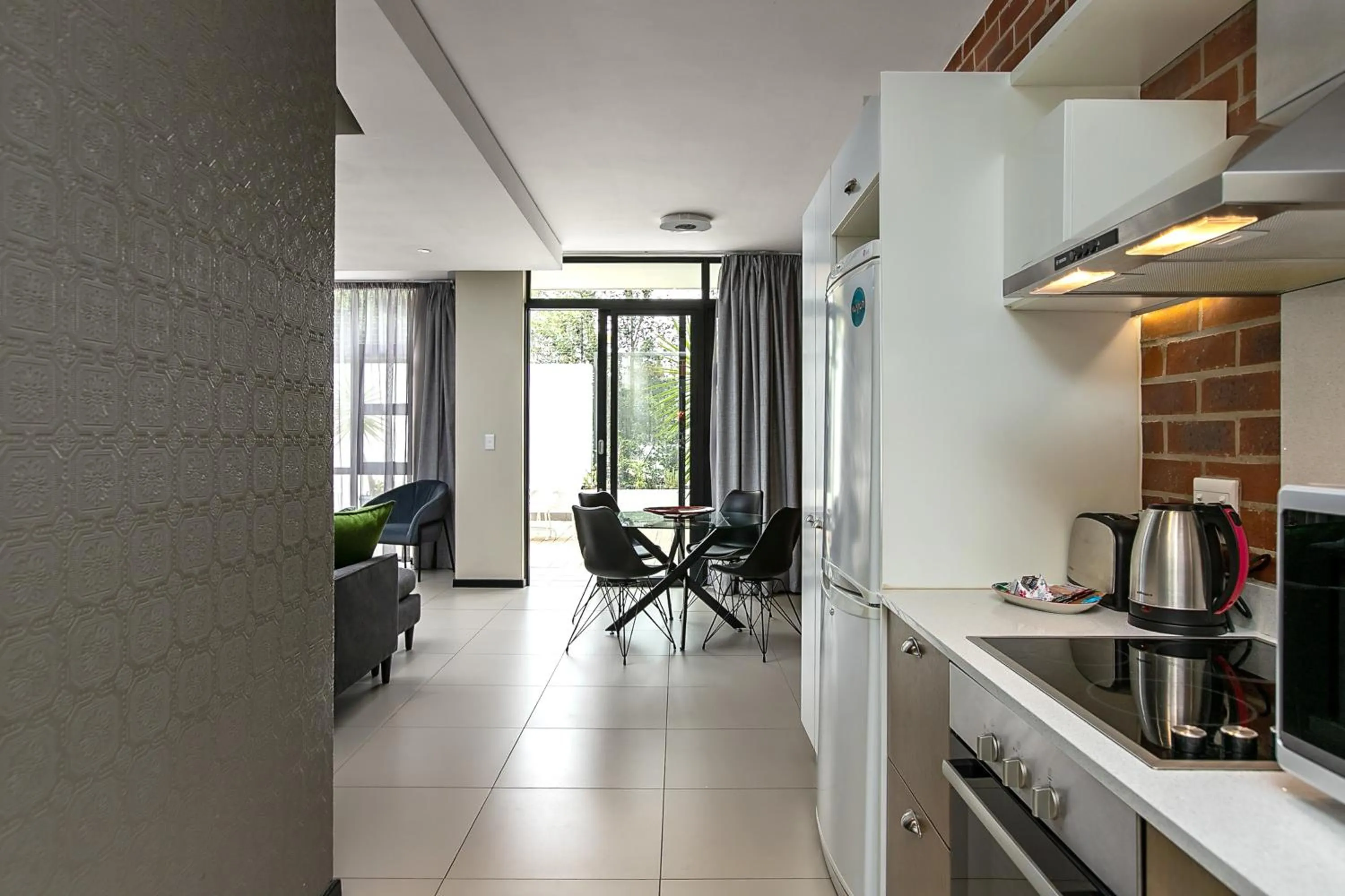 Kitchen or kitchenette in Easy Stay - The Vantage Rosebank
