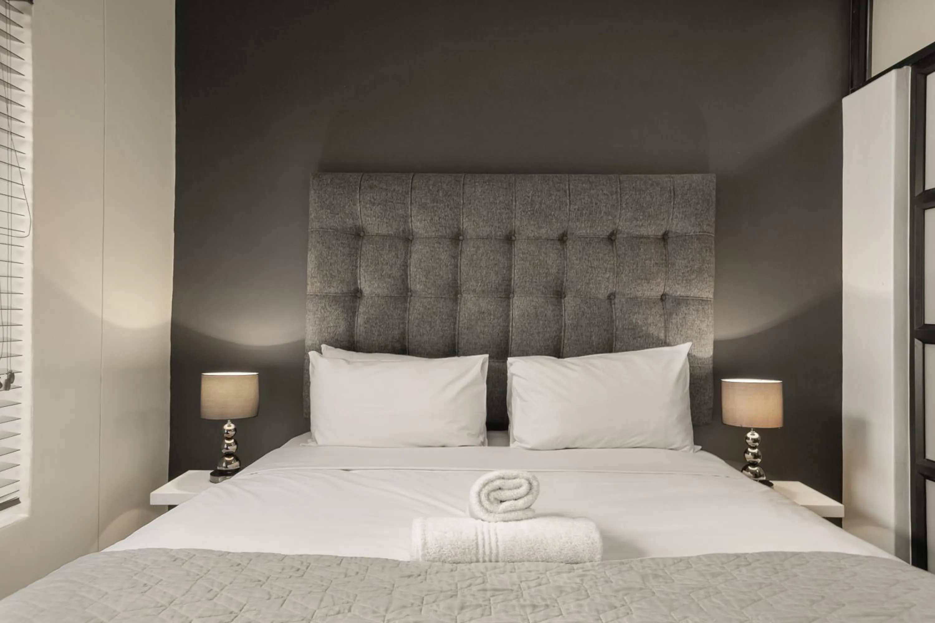 Bed in Easy Stay - The Vantage Rosebank
