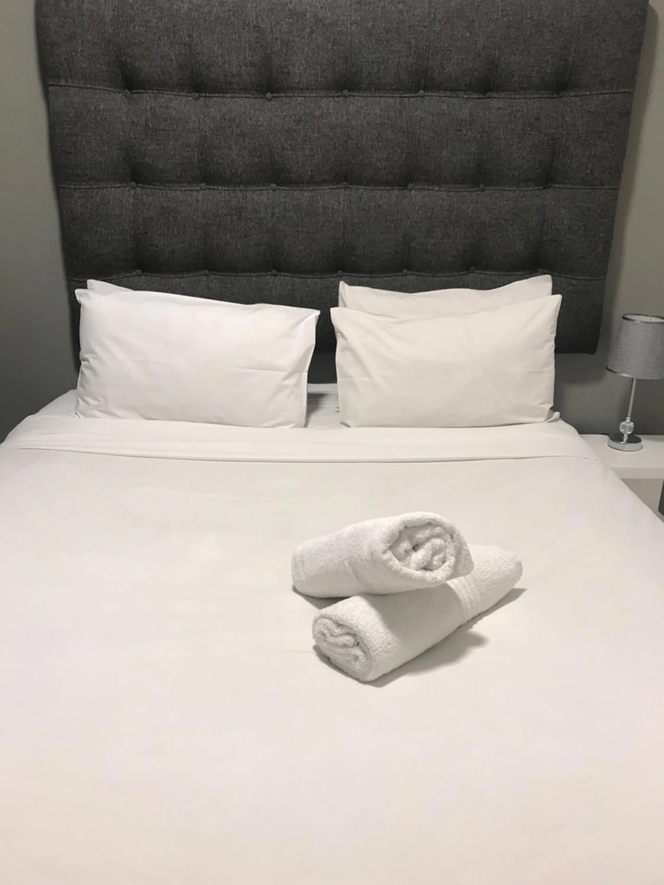 Bed in Easy Stay - The Vantage Rosebank
