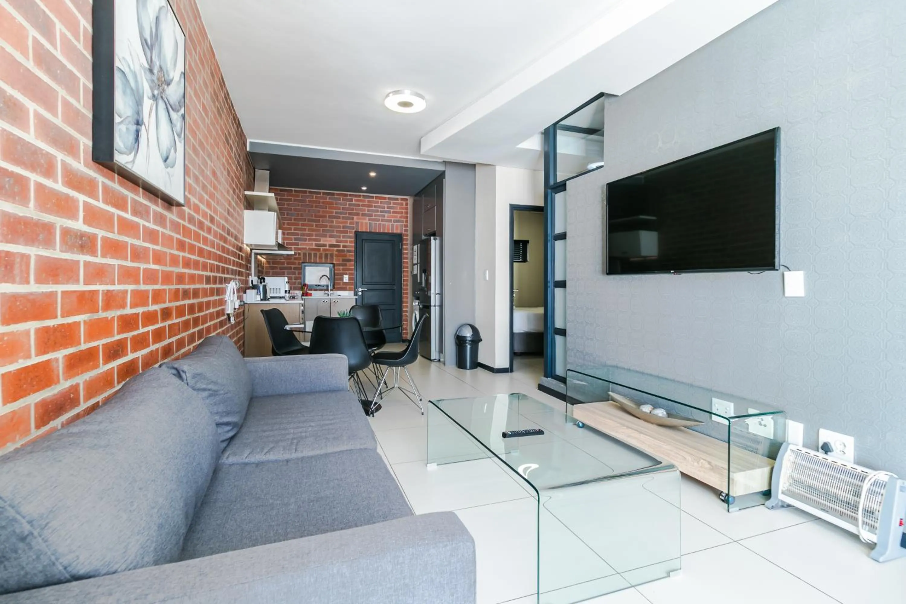 Living room in Easy Stay - The Vantage Rosebank