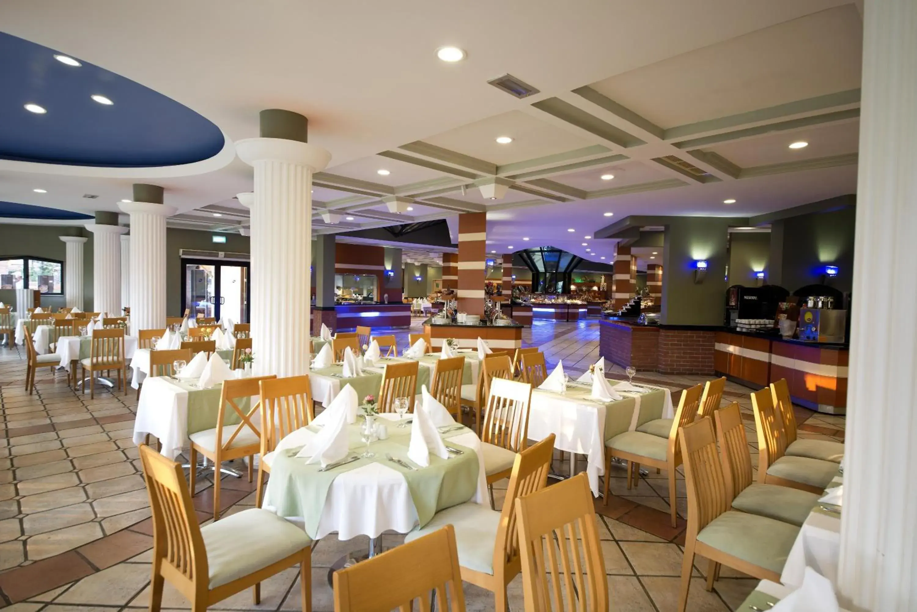 Restaurant/Places to Eat in Limak Arcadia Golf Resort - 2 children Free up to age 14