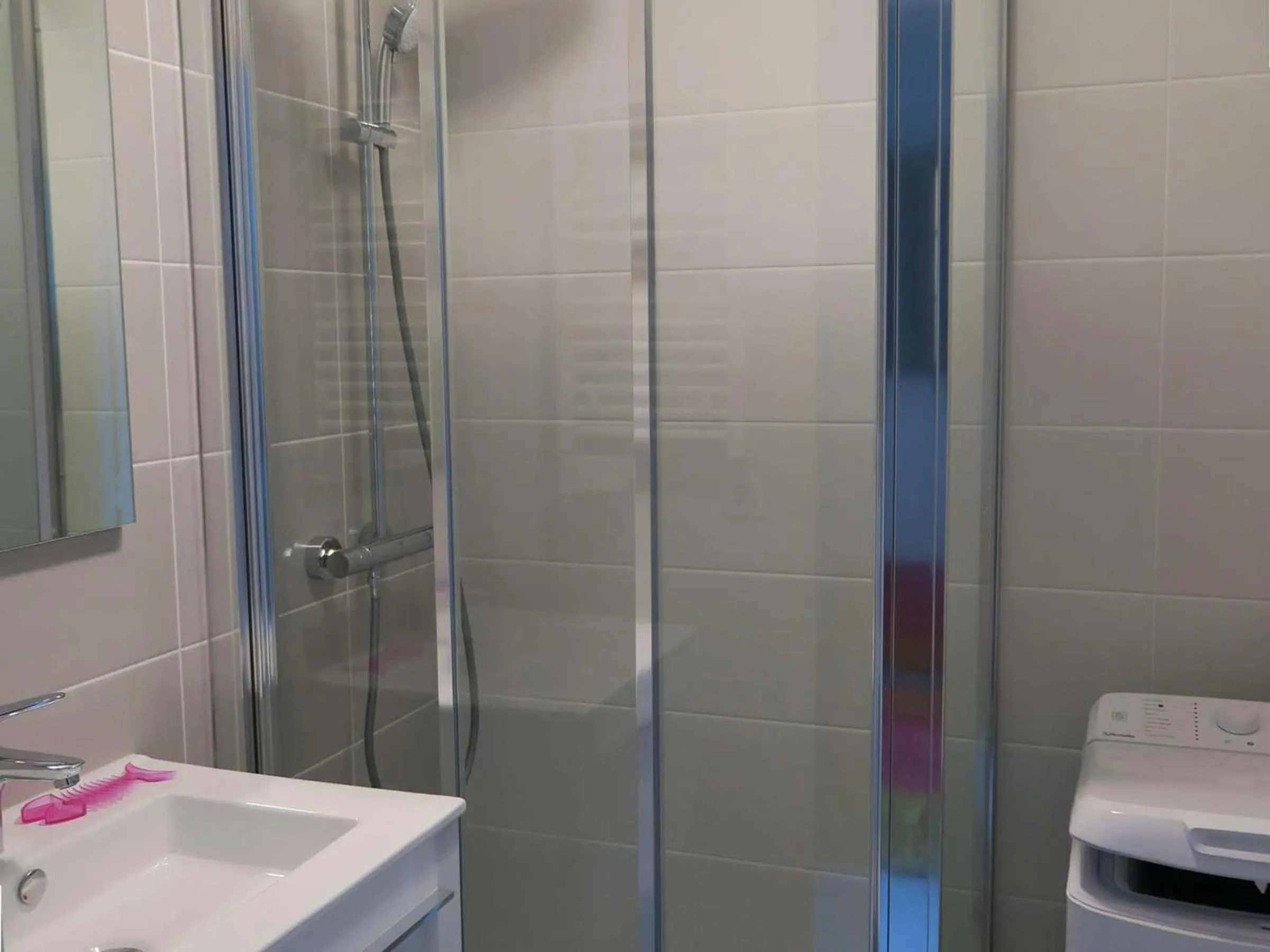 Appartement 3* à Perros-Guirec, plage à 50m, garage privé - FR-1-368-73