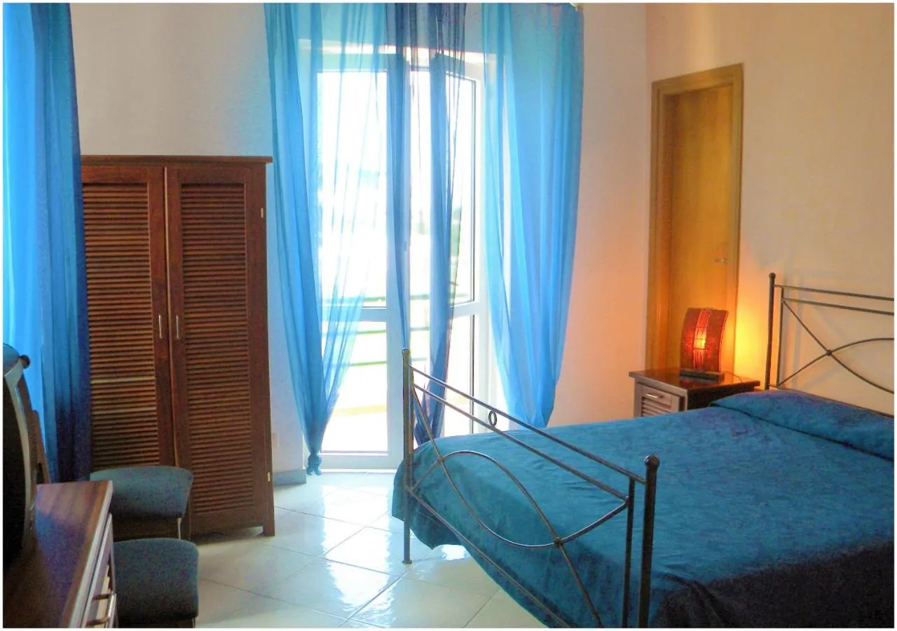 Bed in Hotel Ortensia