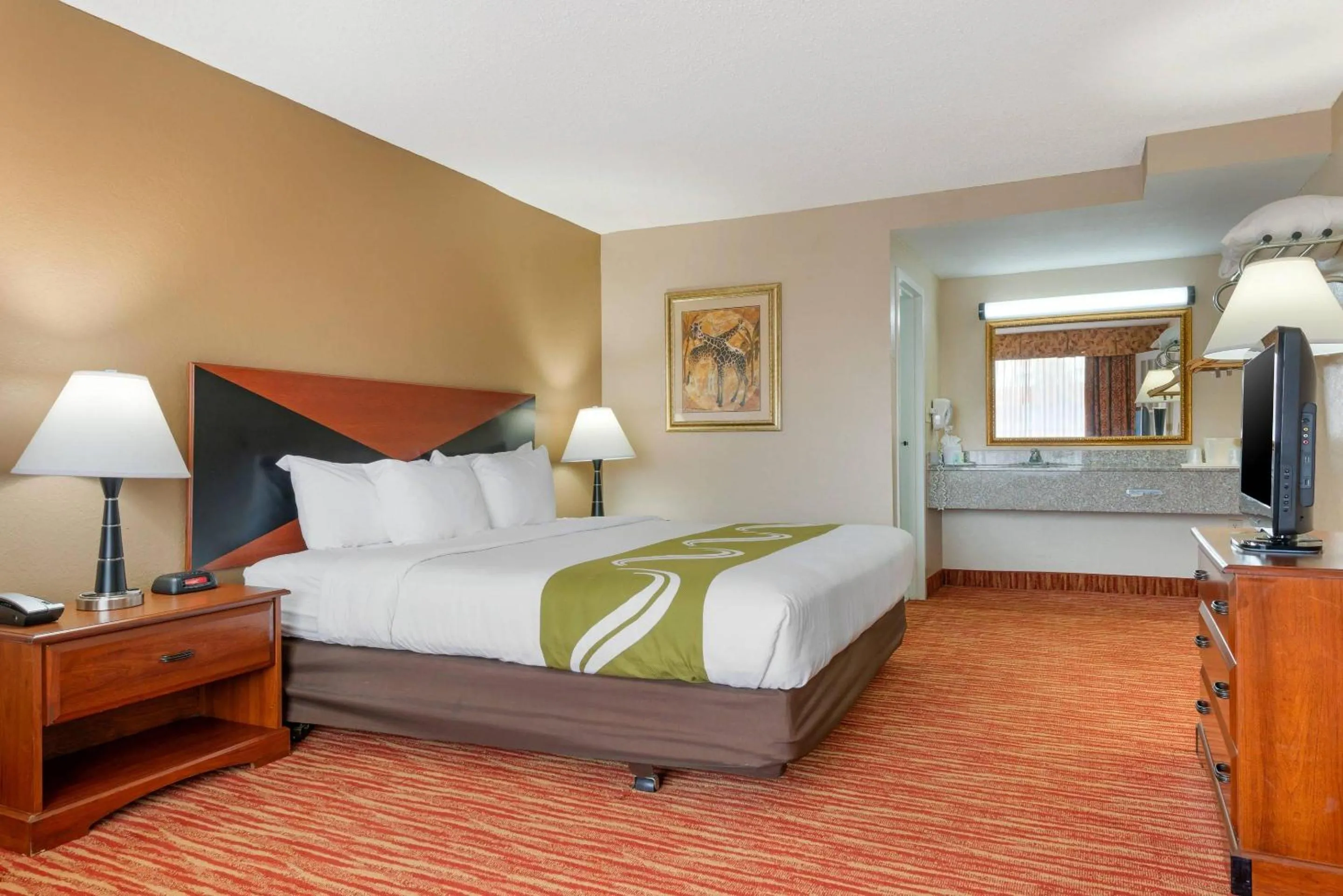 Bedroom, Bed in Quality Inn & Suites Conference Center