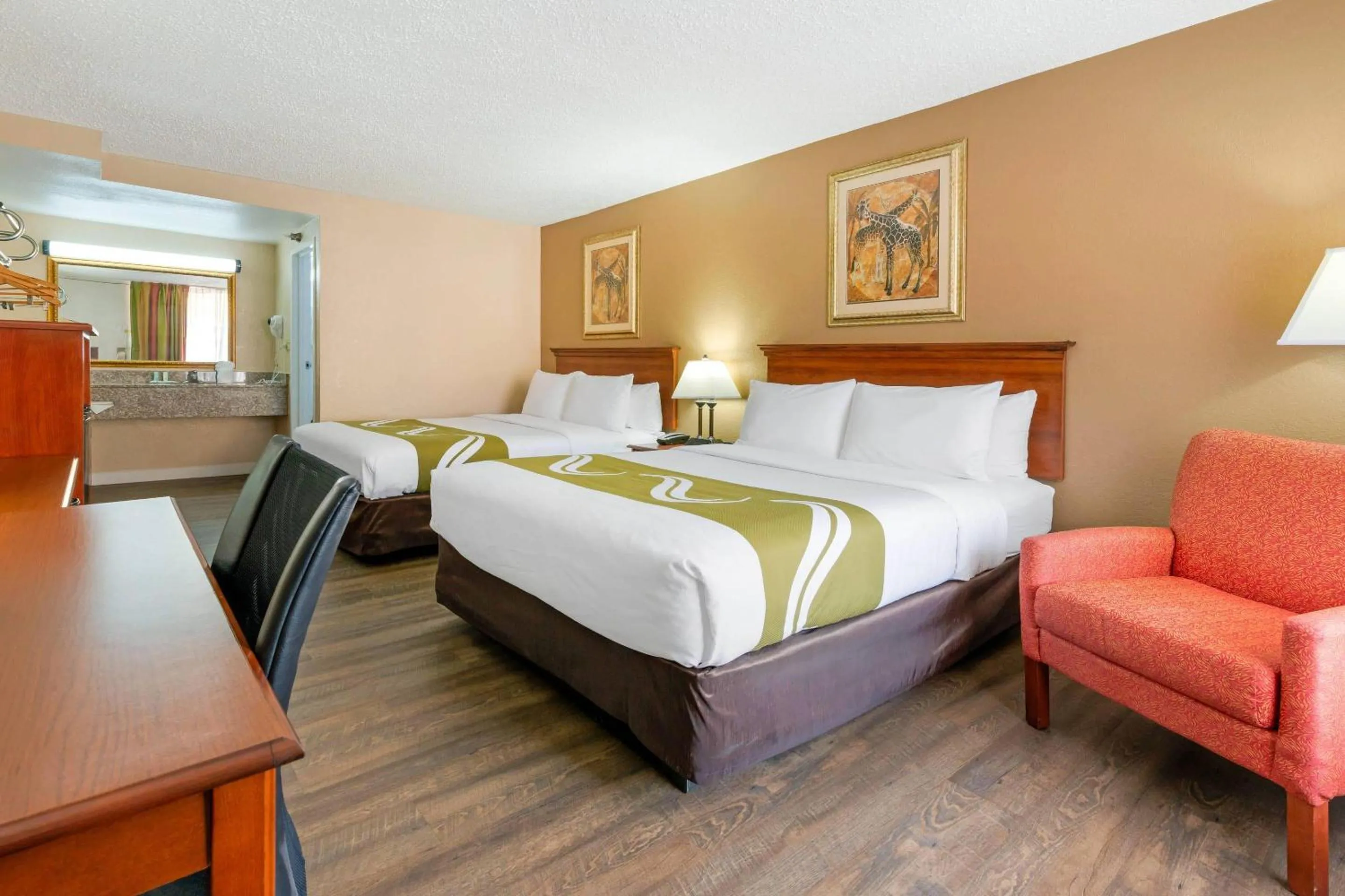 Bedroom, Bed in Quality Inn & Suites Conference Center