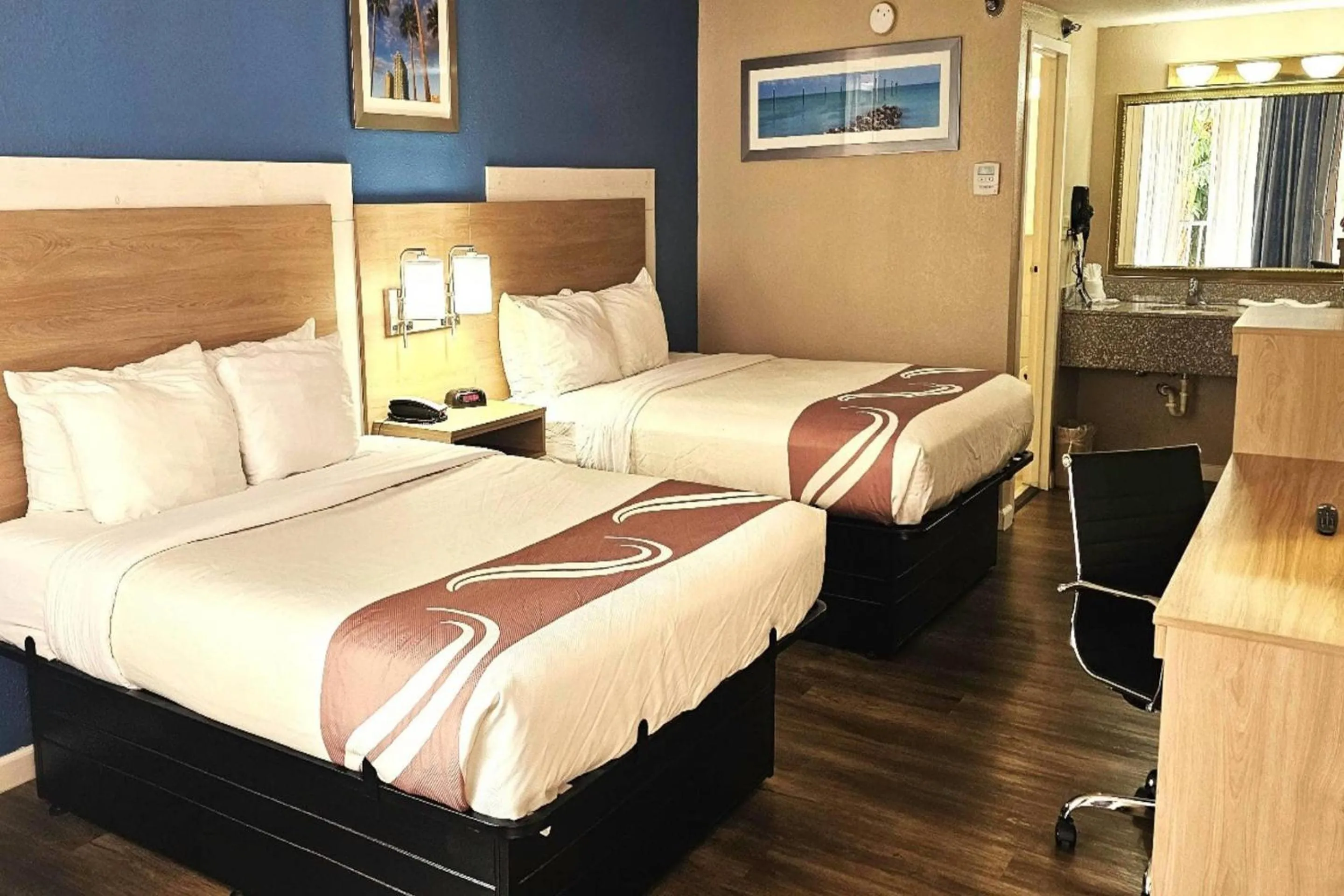 Bedroom, Bed in Quality Inn & Suites Conference Center