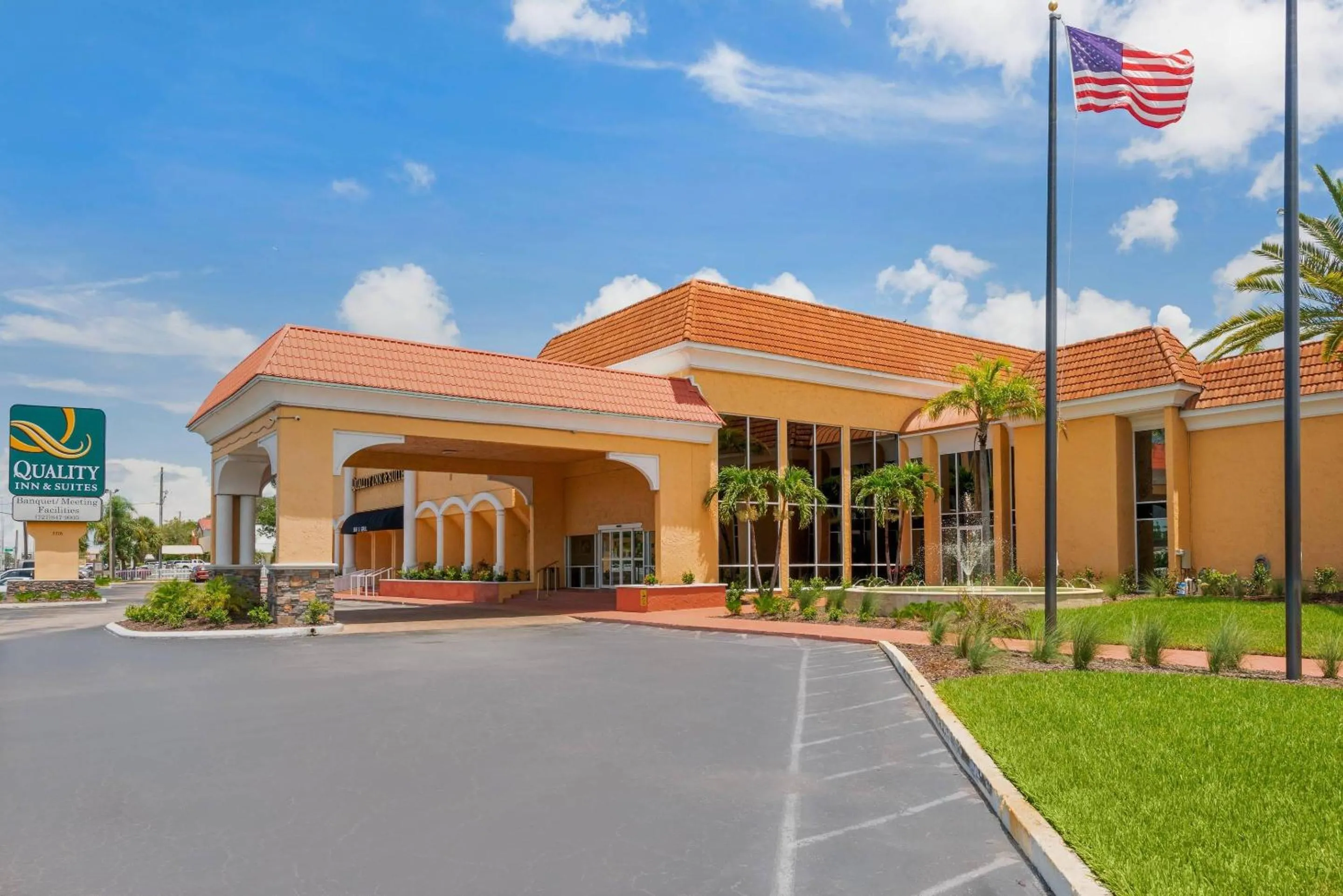 Property building in Quality Inn & Suites Conference Center