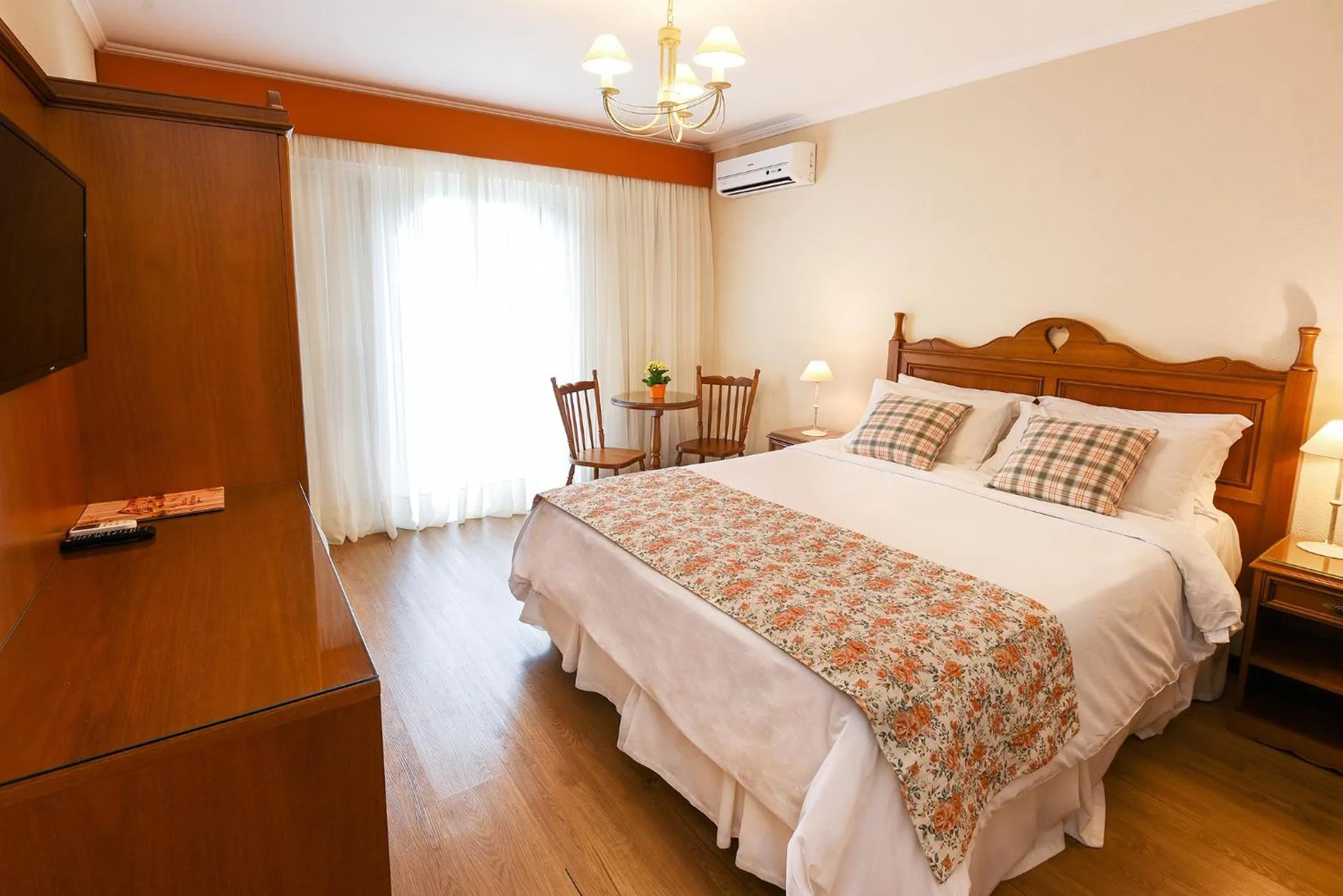 Bedroom, Bed in Hotel das Hortênsias