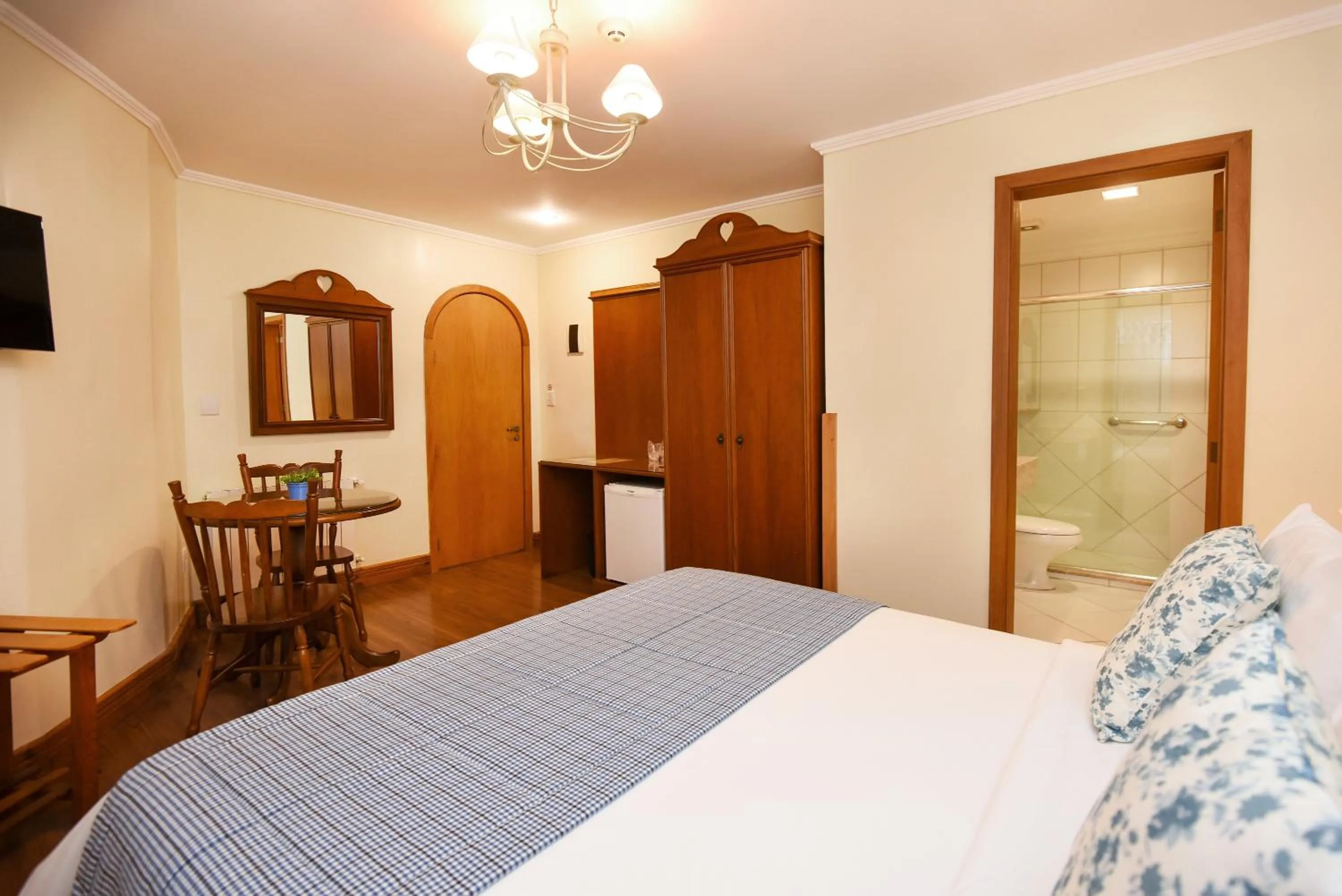 Photo of the whole room, Bed in Hotel das Hortênsias