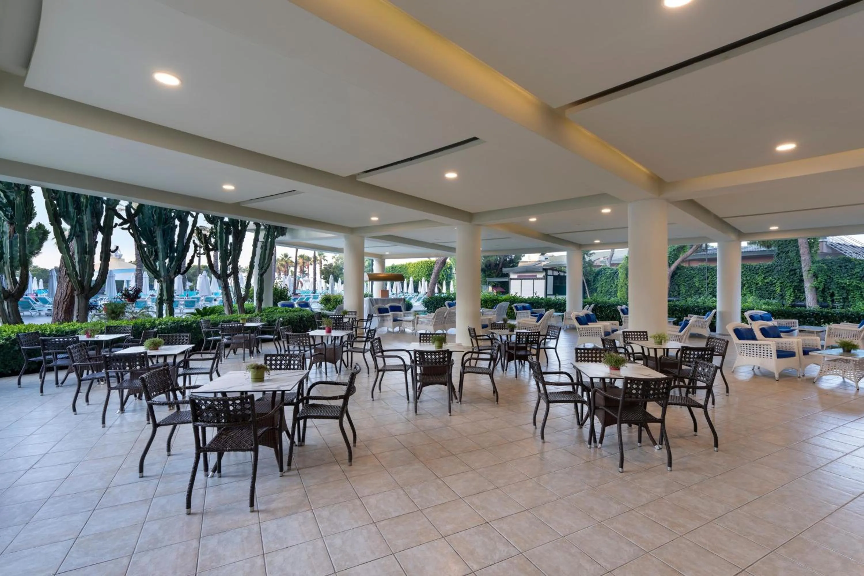 Day in Limak Atlantis Deluxe Hotel Belek